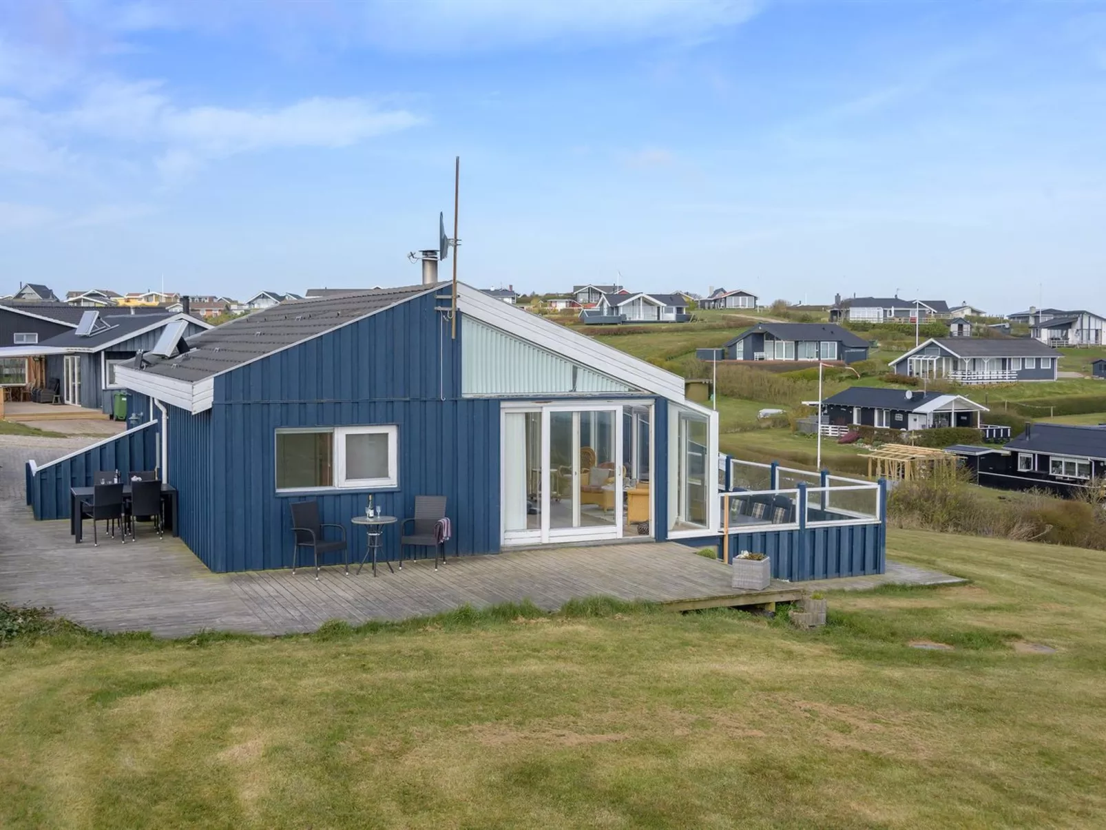 "Rajna" - 95m to the inlet-Buiten
