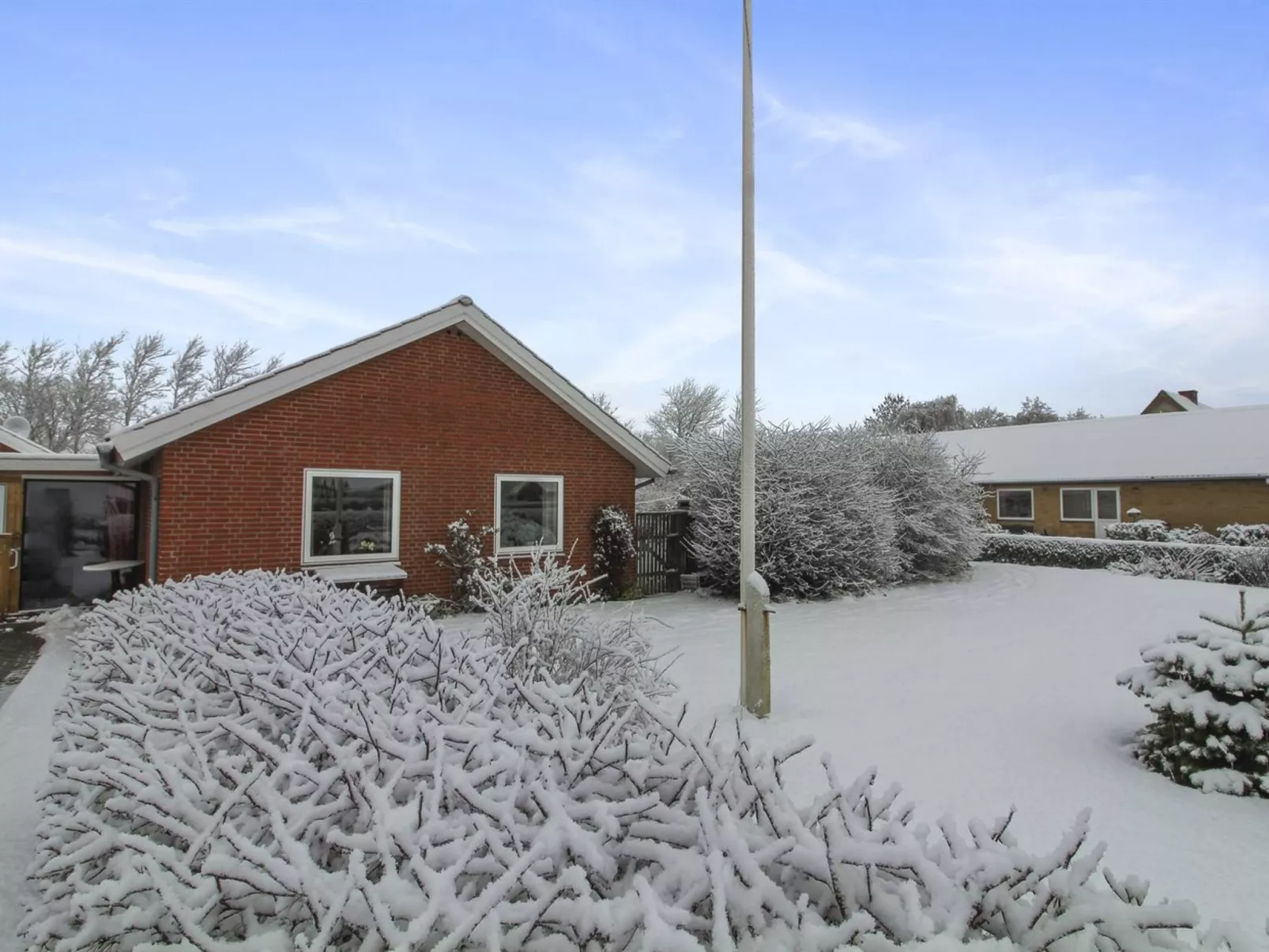 "Fiola" - 20km from the sea-Buiten