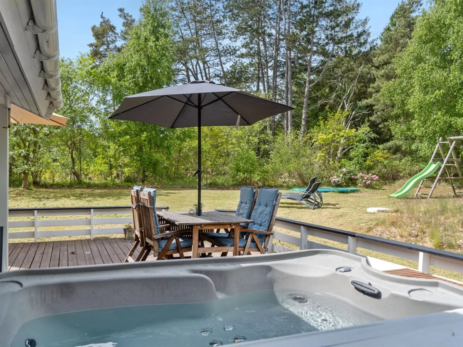 "Amola" - 1.6km from the sea-Buiten