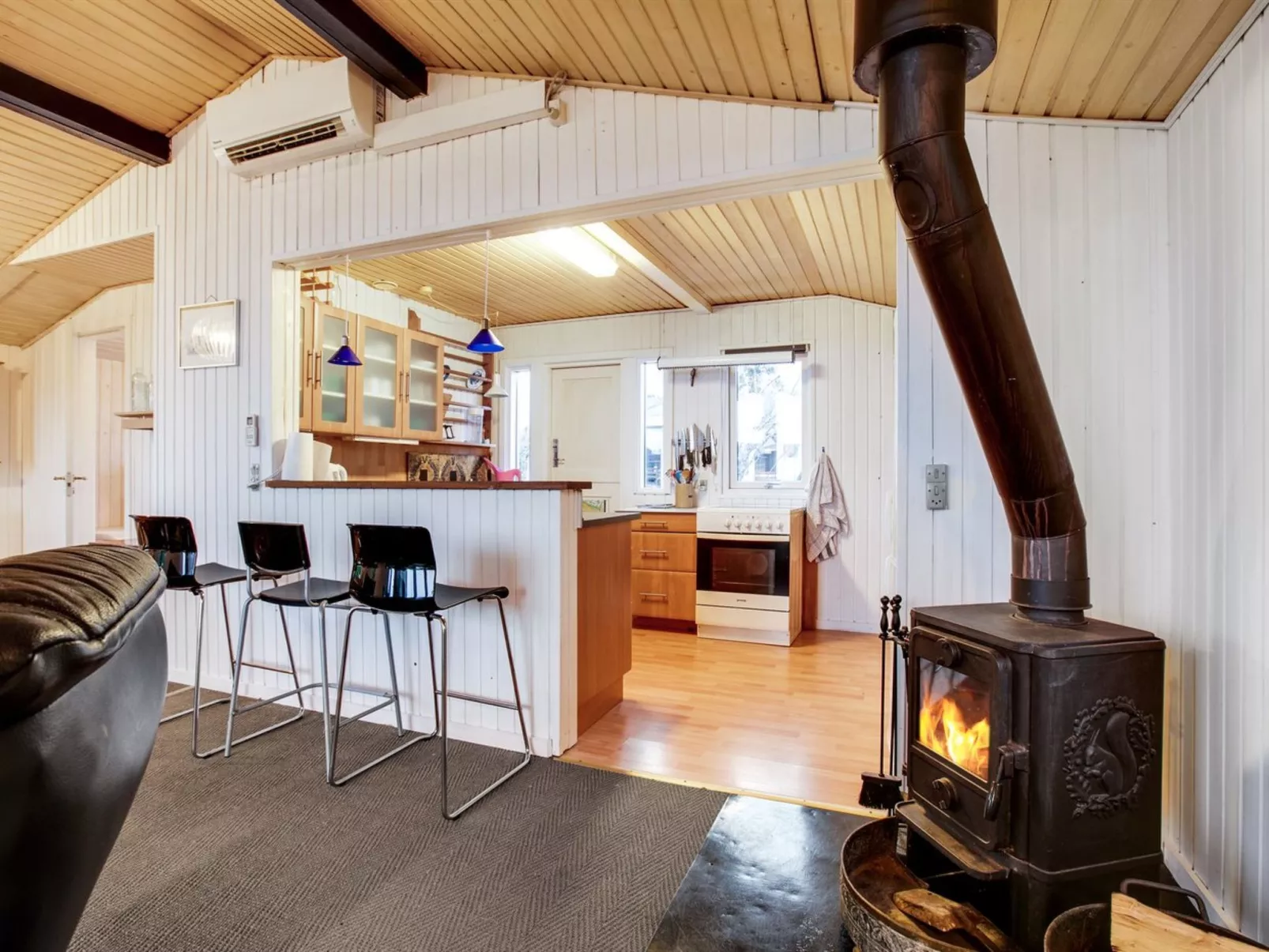 "Eilke" - 50m from the sea-Binnen