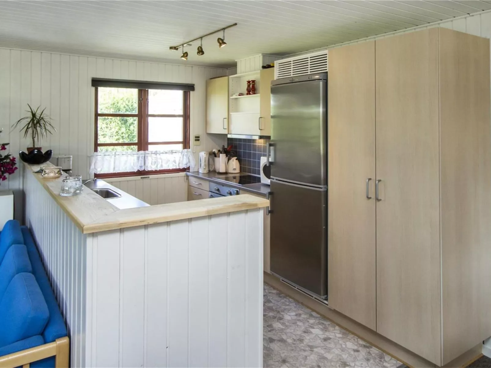 "Gunhil" - 200m from the sea-Binnen