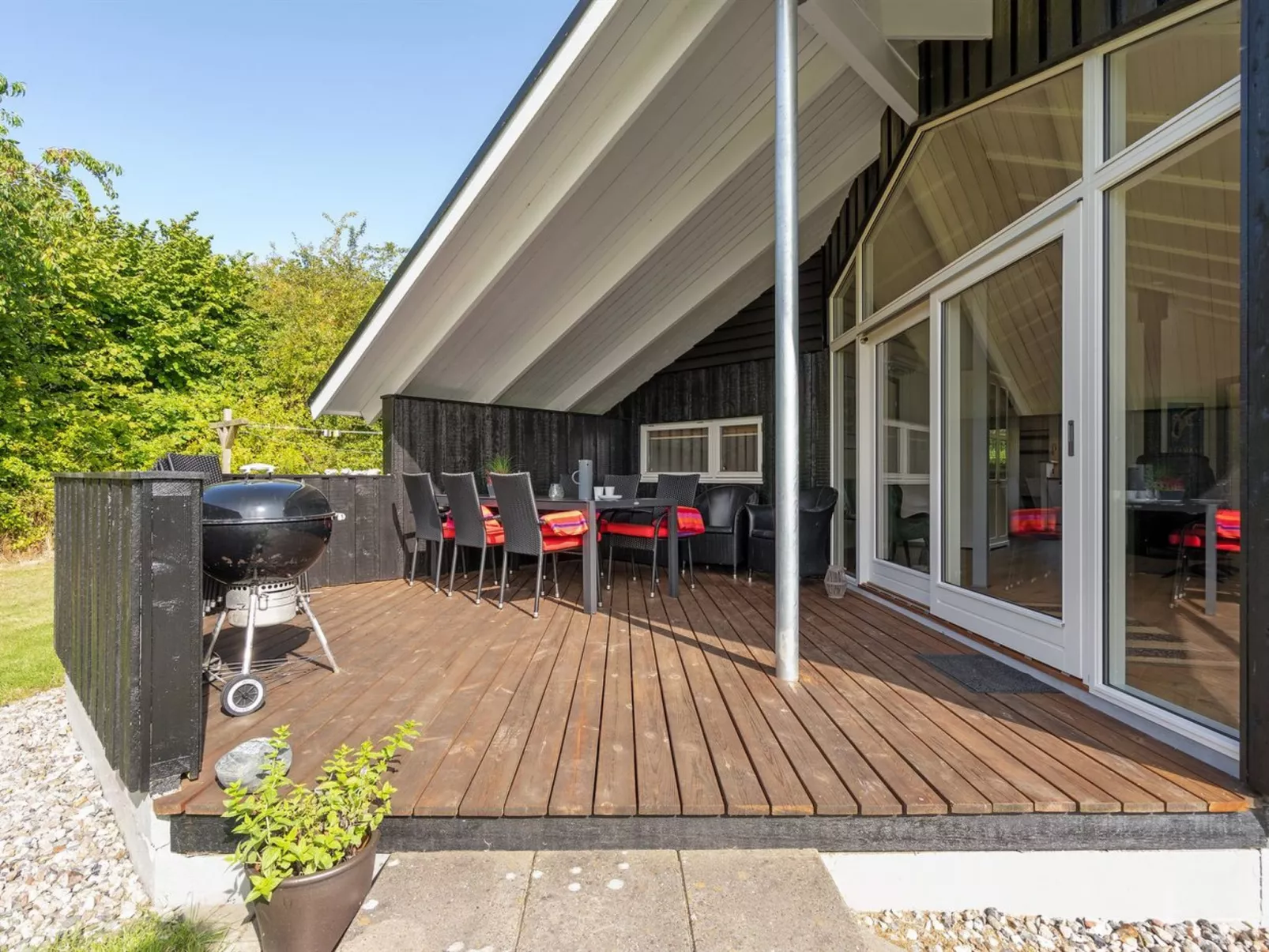 "Gram" - 450m from the sea-Buiten