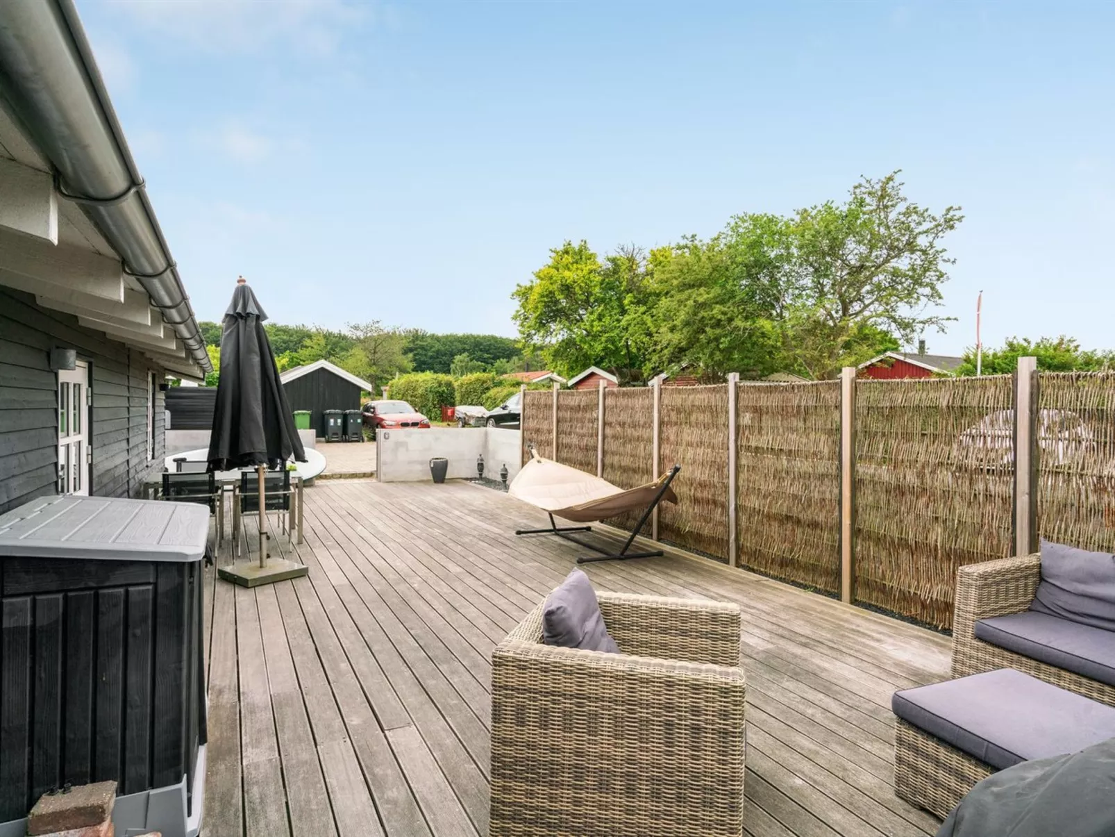 "Gunlef" - 50m from the sea-Buiten
