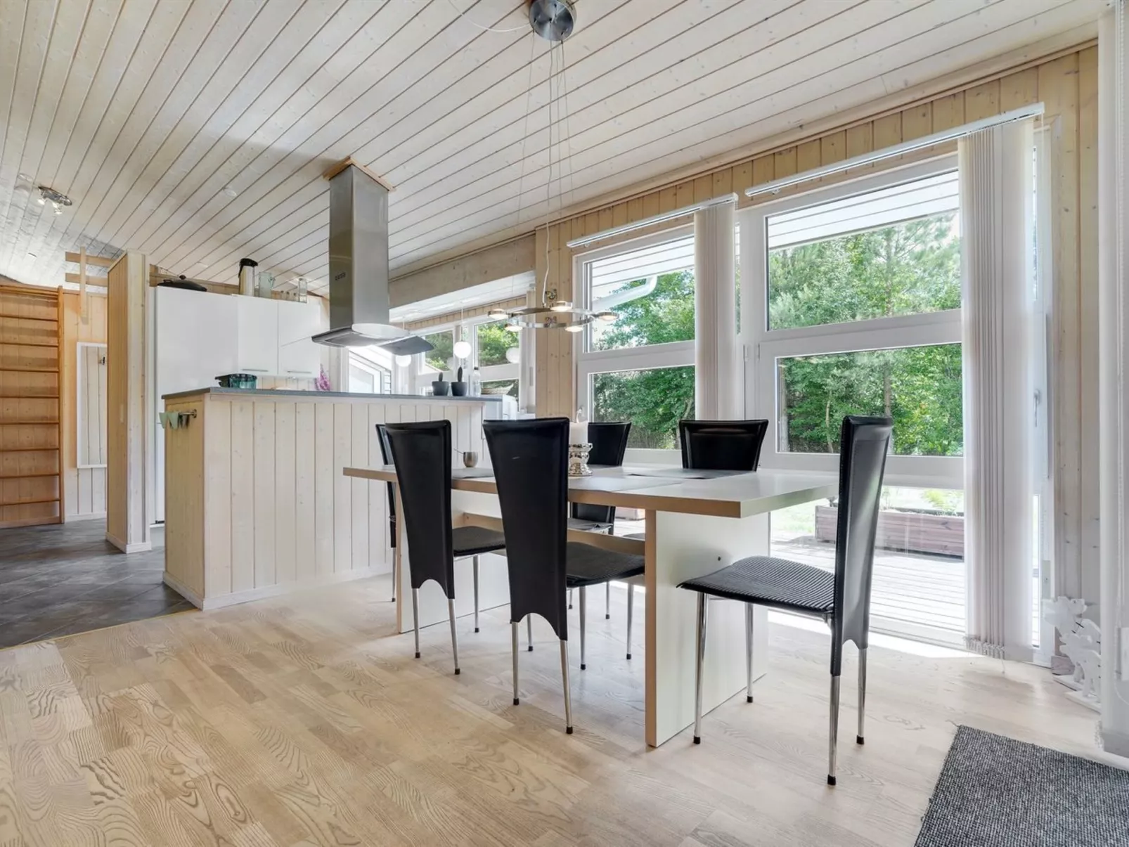 "Arny" - 1.5km from the sea-Buiten