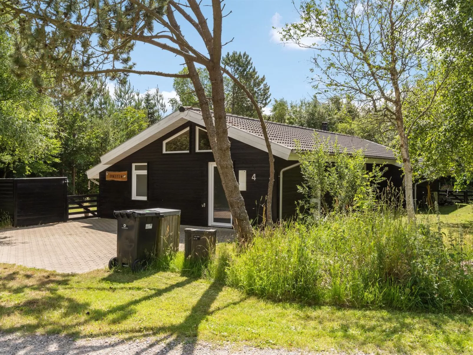 "Arny" - 1.5km from the sea-Buiten