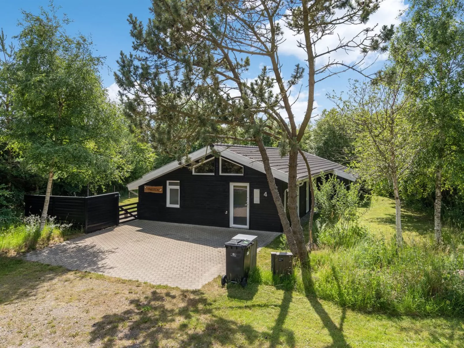 "Arny" - 1.5km from the sea-Buiten