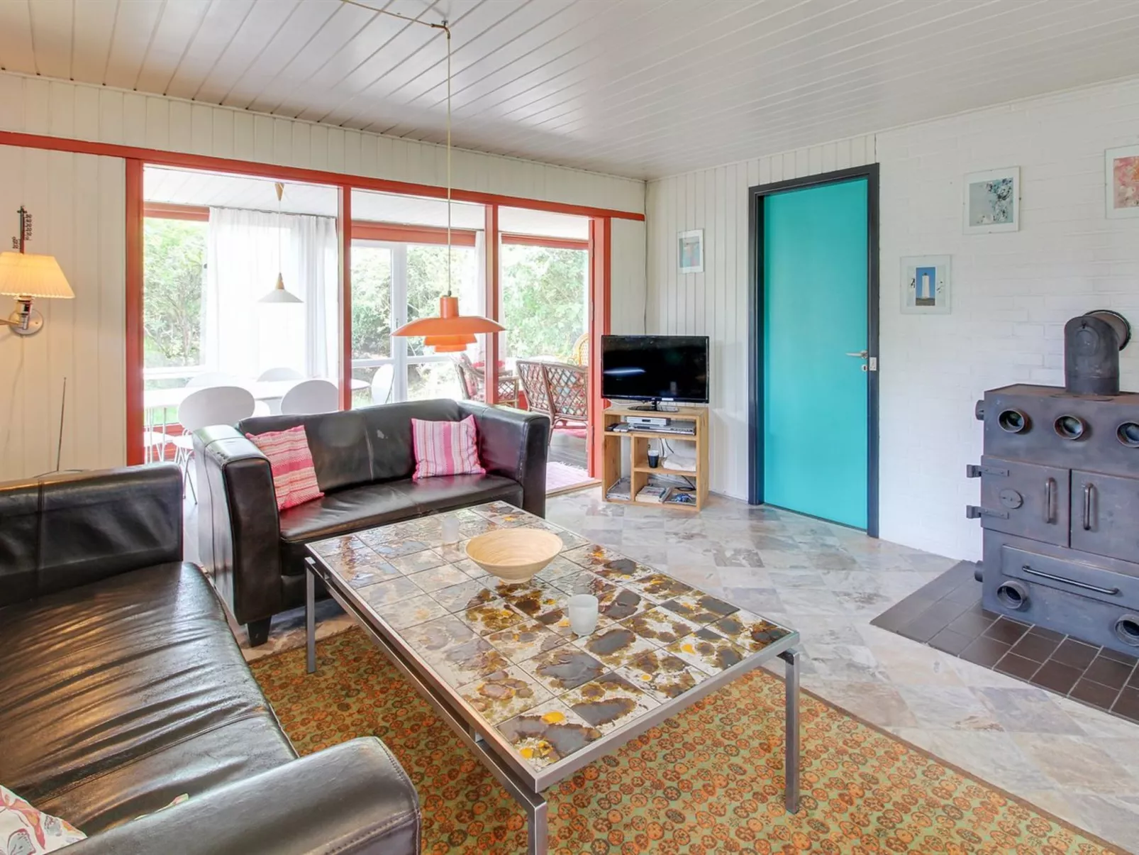 "Benni" - 550m from the sea