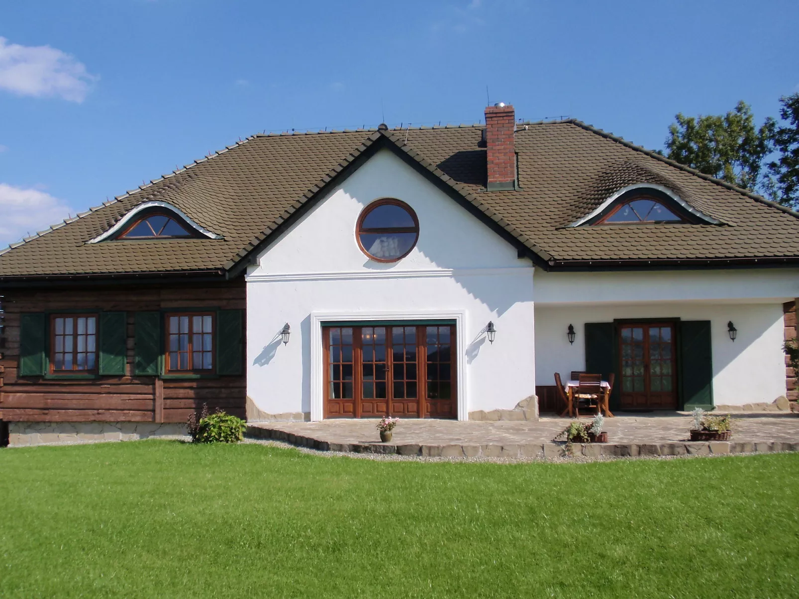 Dworek-Buiten