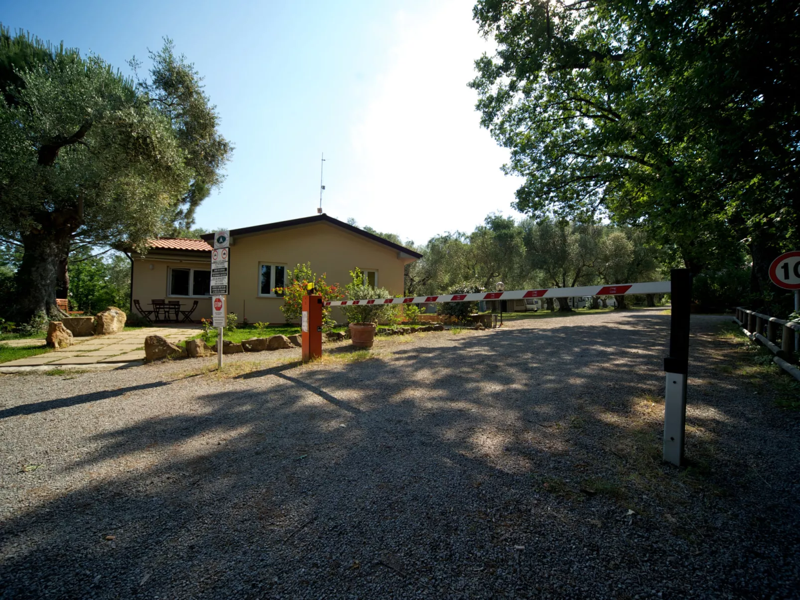 Camping Village Il Fontino-Binnen