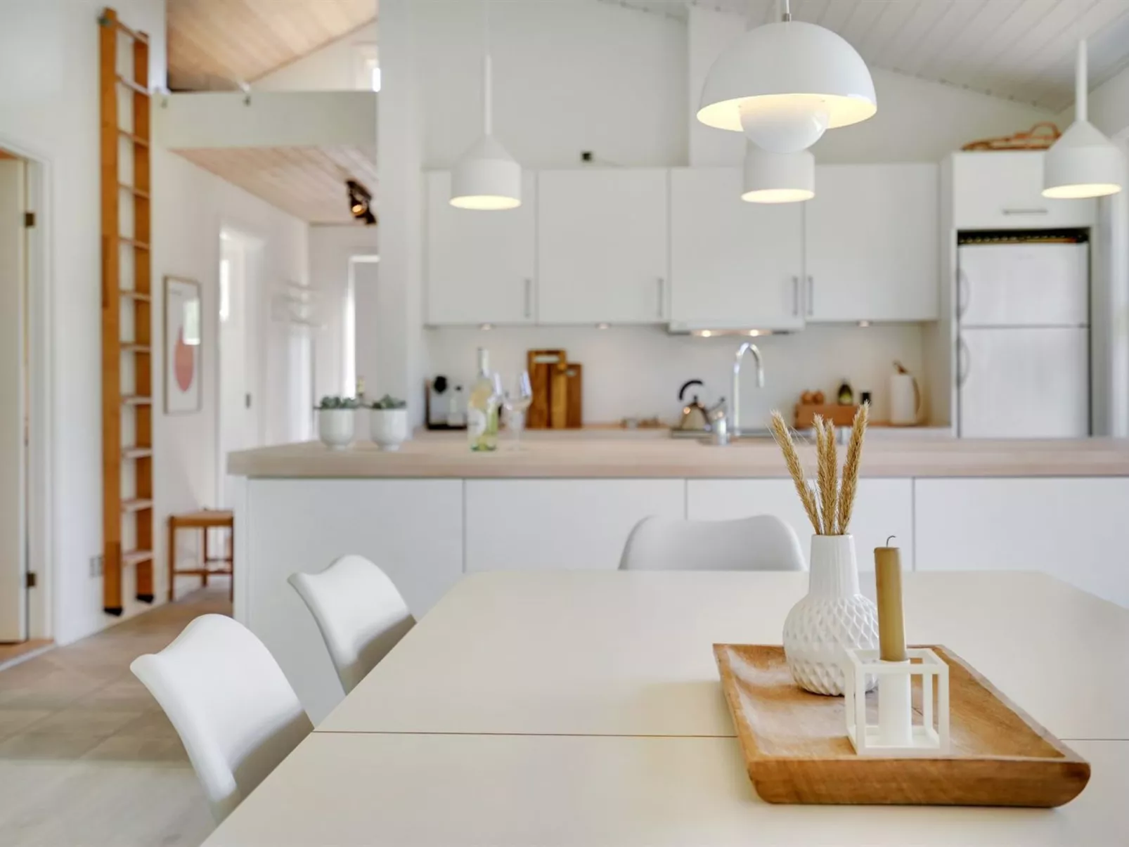 "Veiko" - 1.2km from the sea-Buiten