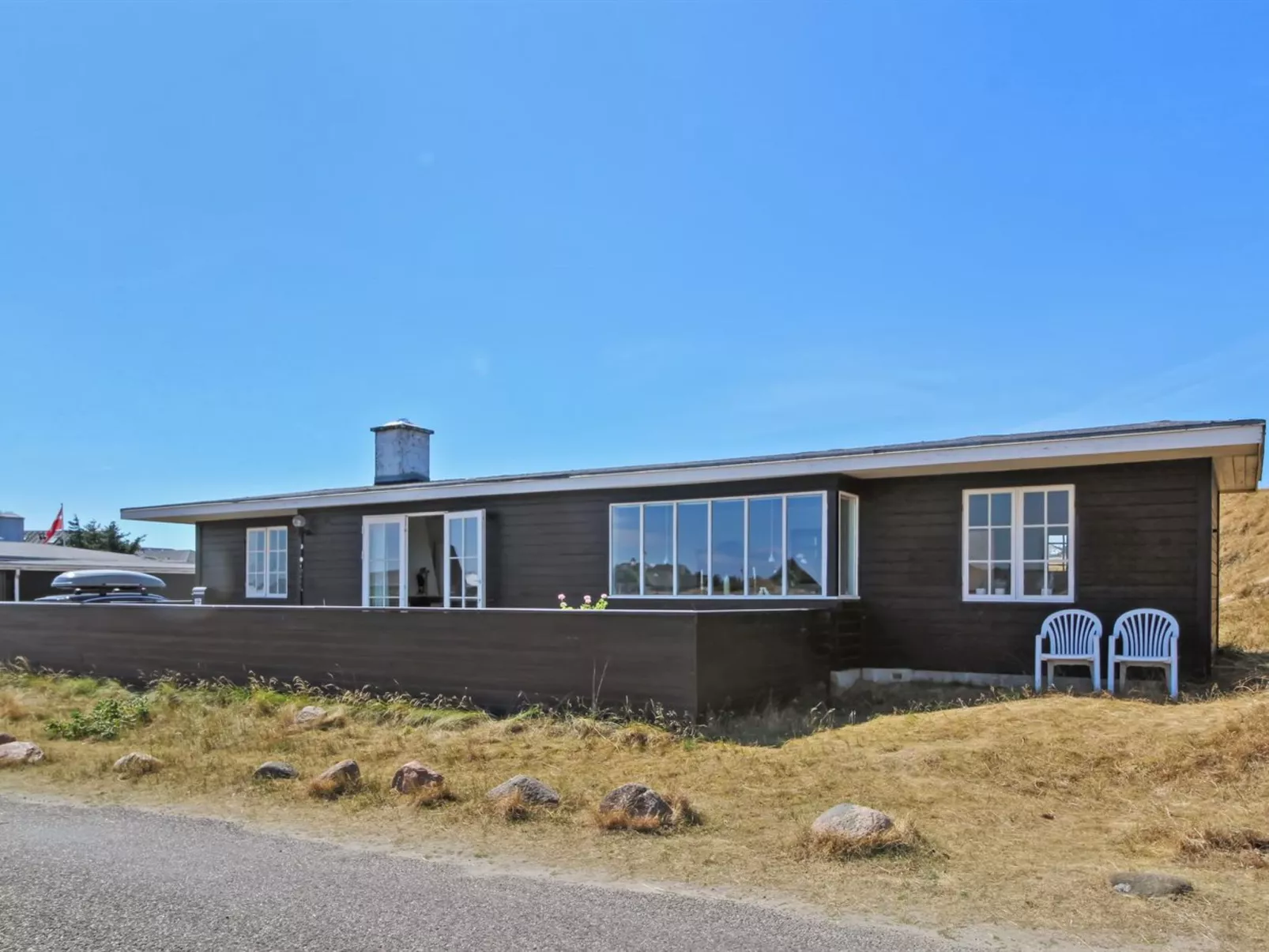 "Jamie" - 200m from the sea-Buiten