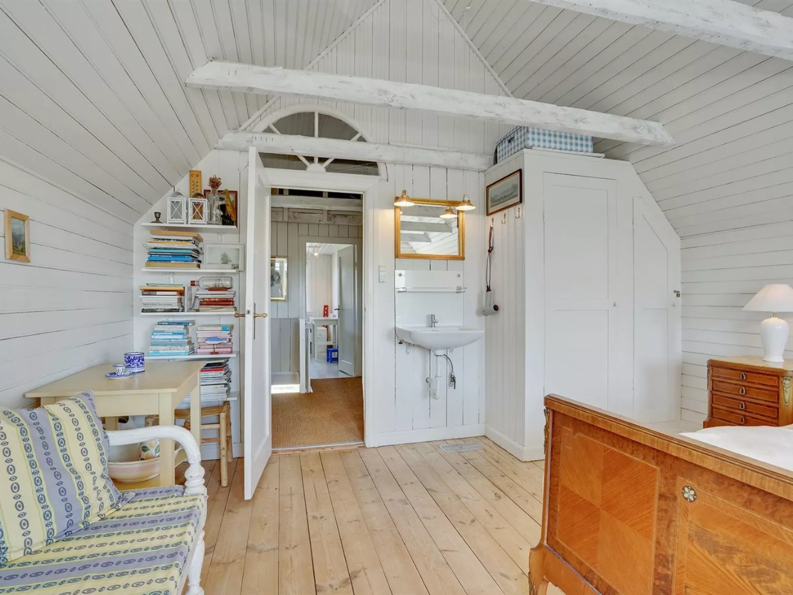 "Mattias" - 100m from the sea-Buiten