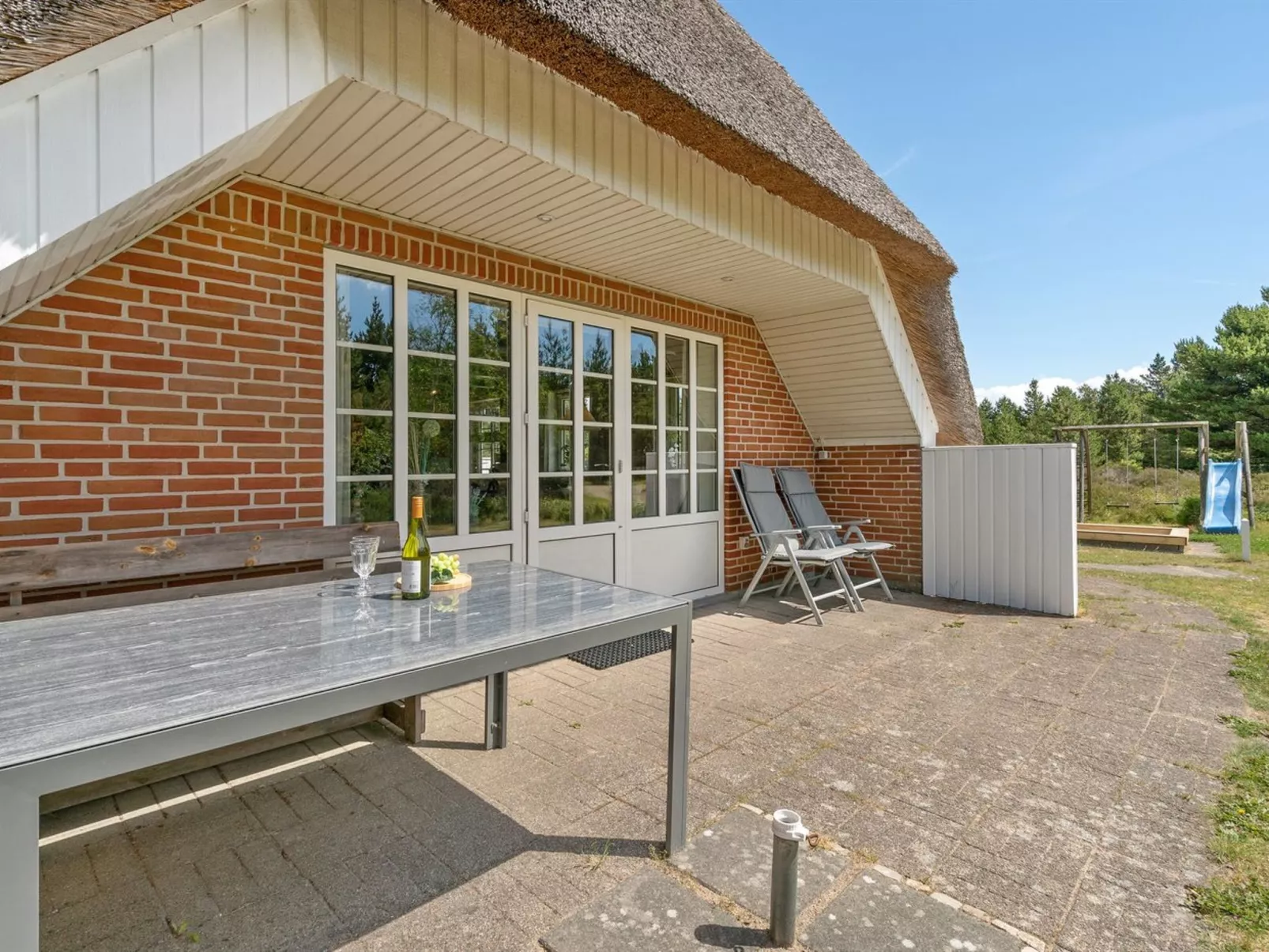 "Hakun" - 4km from the sea-Buiten
