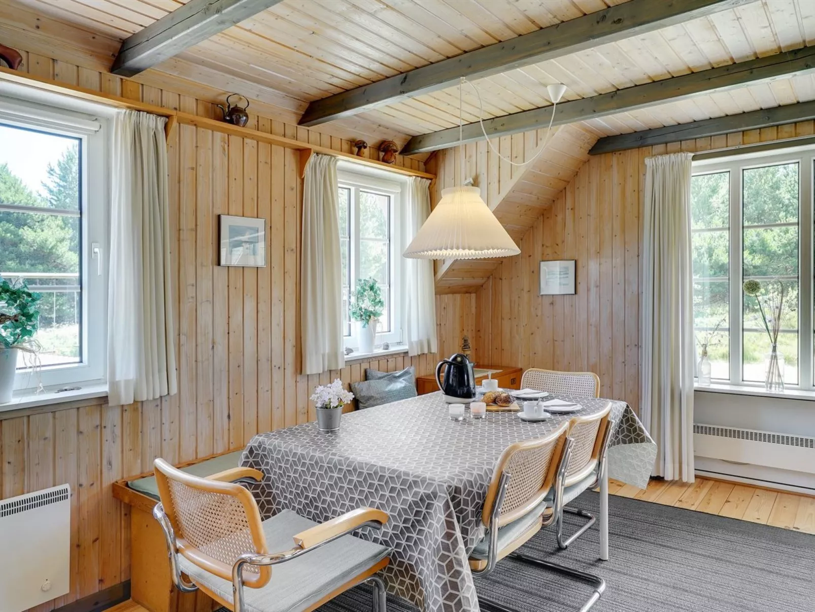 "Hakun" - 4km from the sea-Binnen