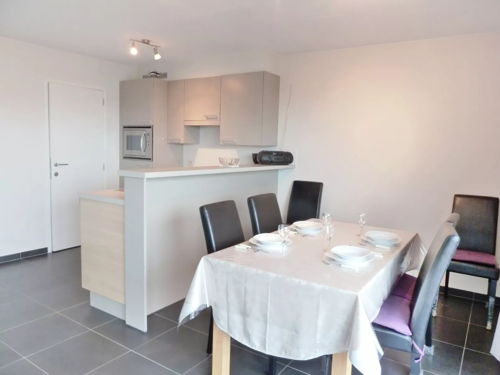 Belle Rose I - Quiet duplex apartment-Binnen