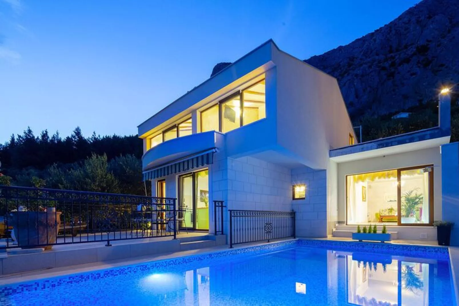 Villa Amare Makarska - E6 circa 150 qm für max 6 Pers-Zwembad