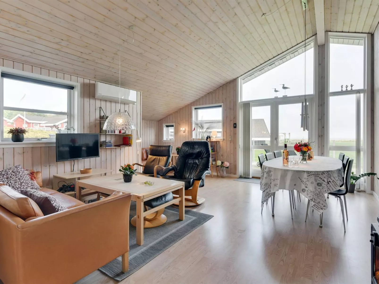 "Naia" - 200m from the sea-Binnen