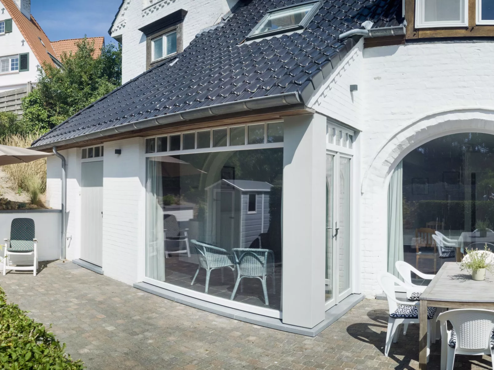 Ons Nest with parking-Buiten