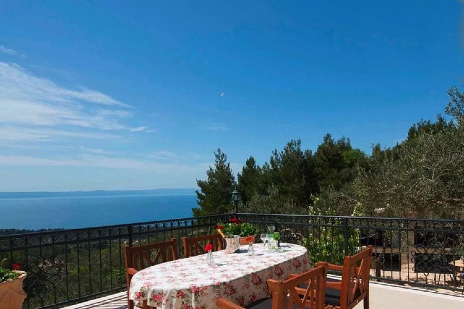 Villa Amare Makarska - E6 circa 150 qm für max 6 Pers-Terras