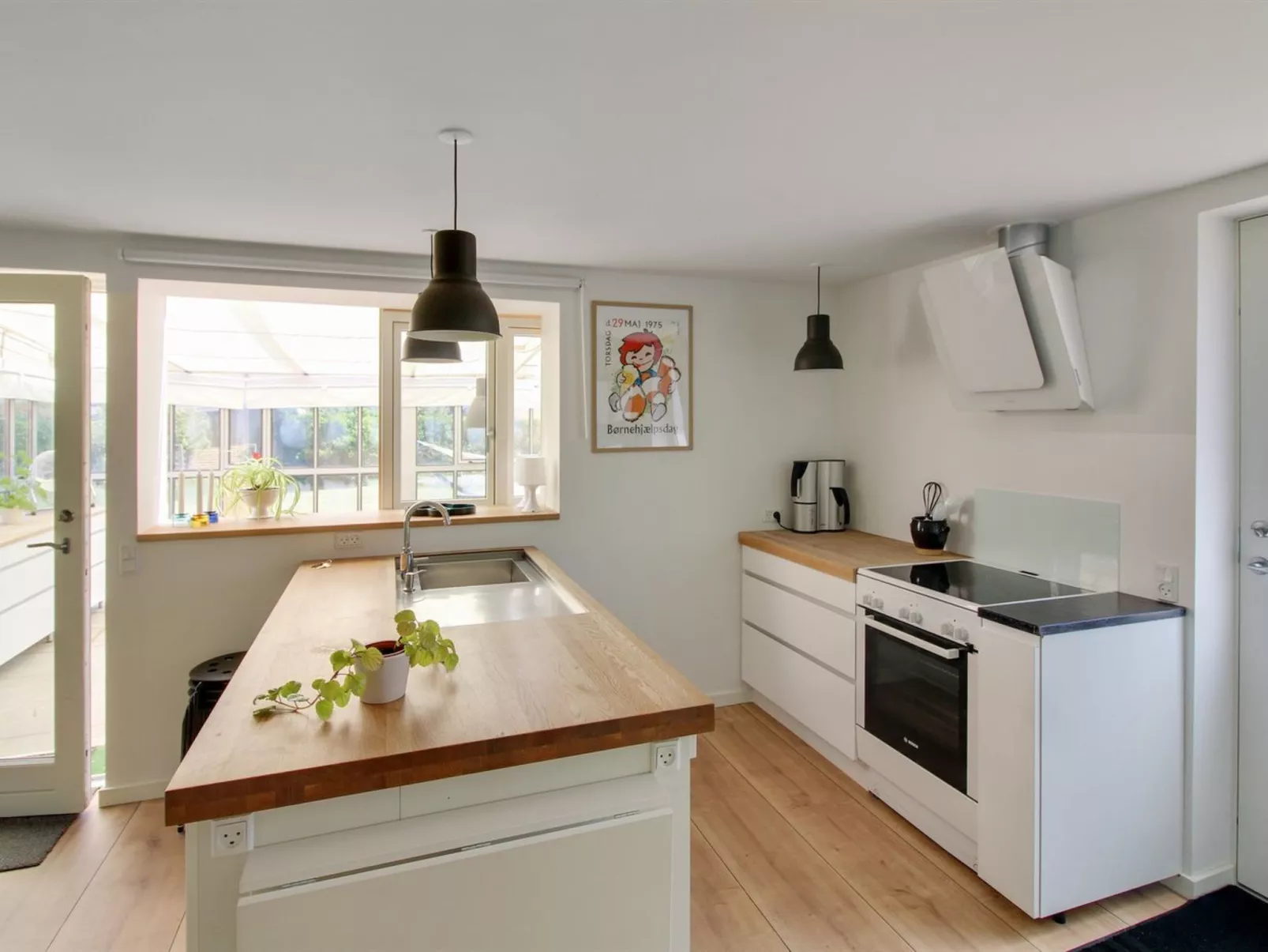"Erblin" - 250m from the sea-Buiten