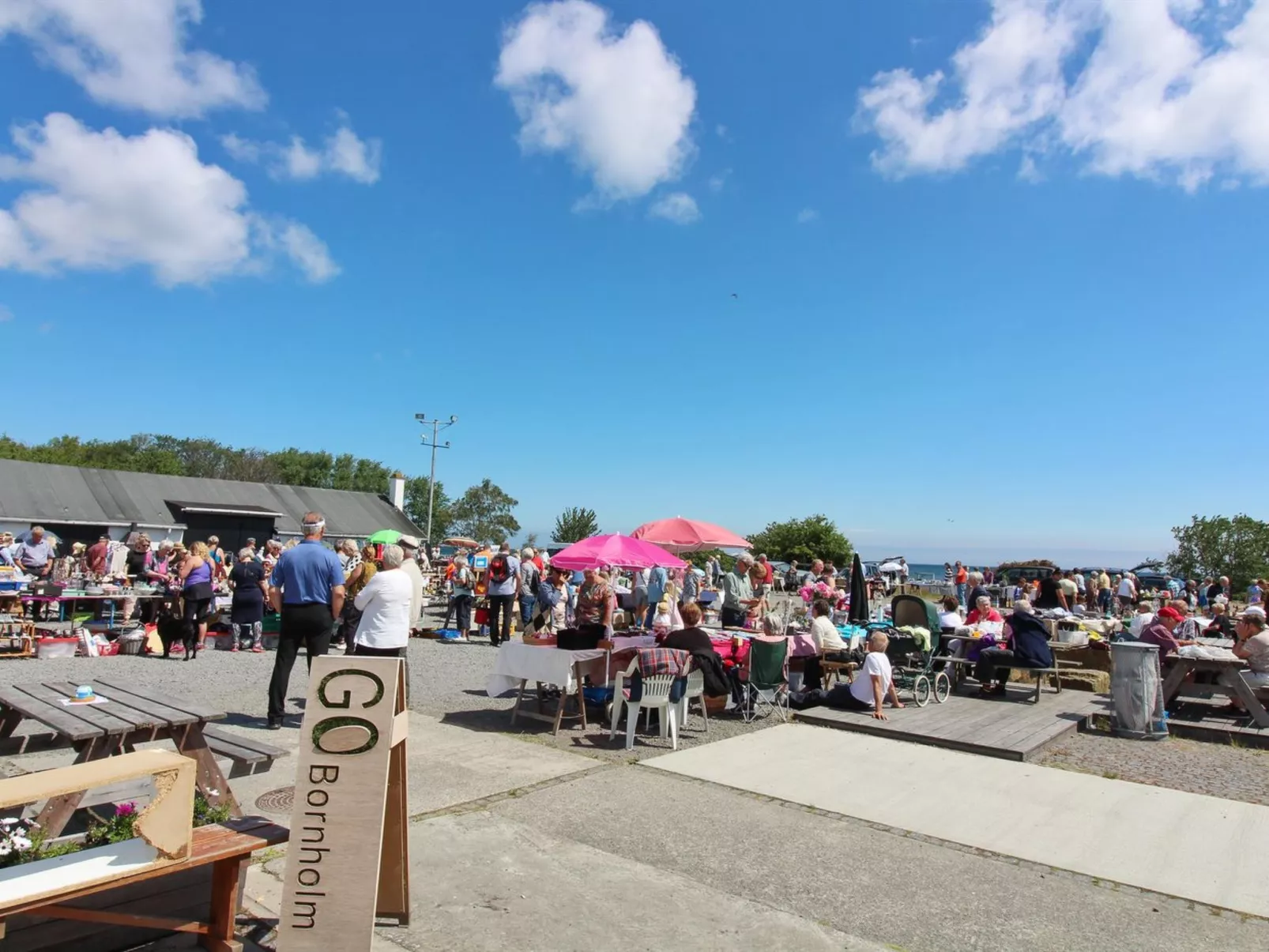 "Erblin" - 250m from the sea-Buiten