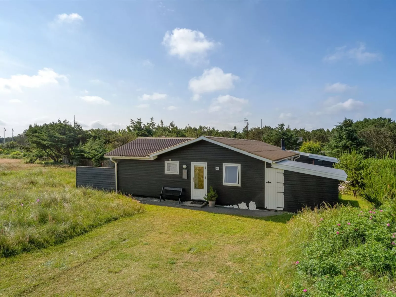 "Vuokko" - 400m from the sea-Buiten