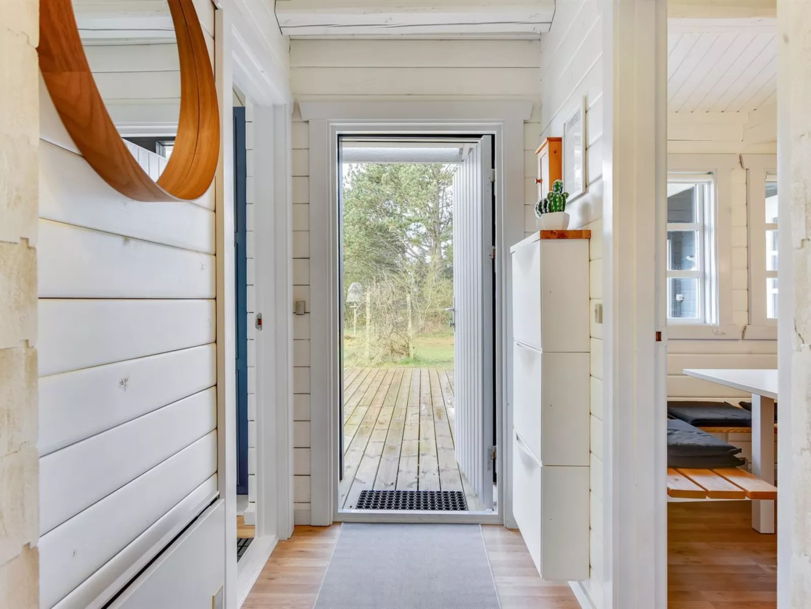 "Semund" - 2km from the sea-Binnen