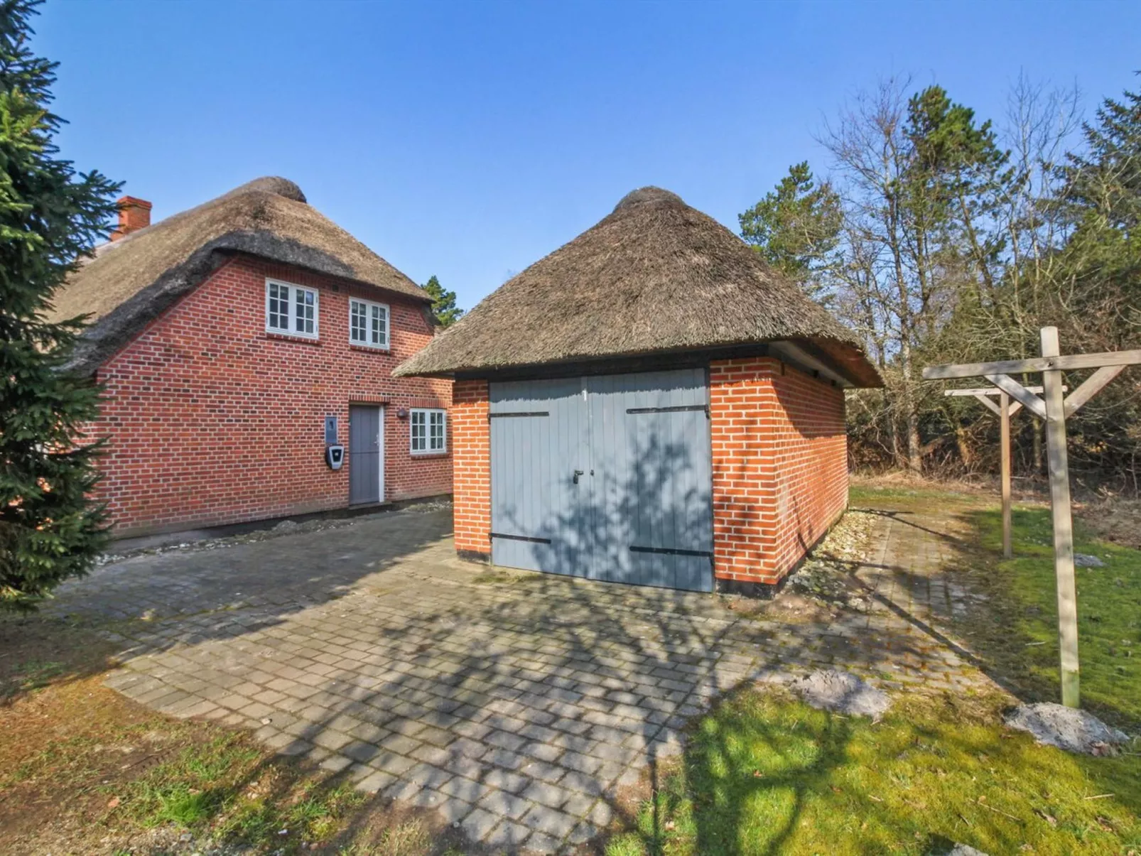 "Thoren" - 2km from the sea-Buiten
