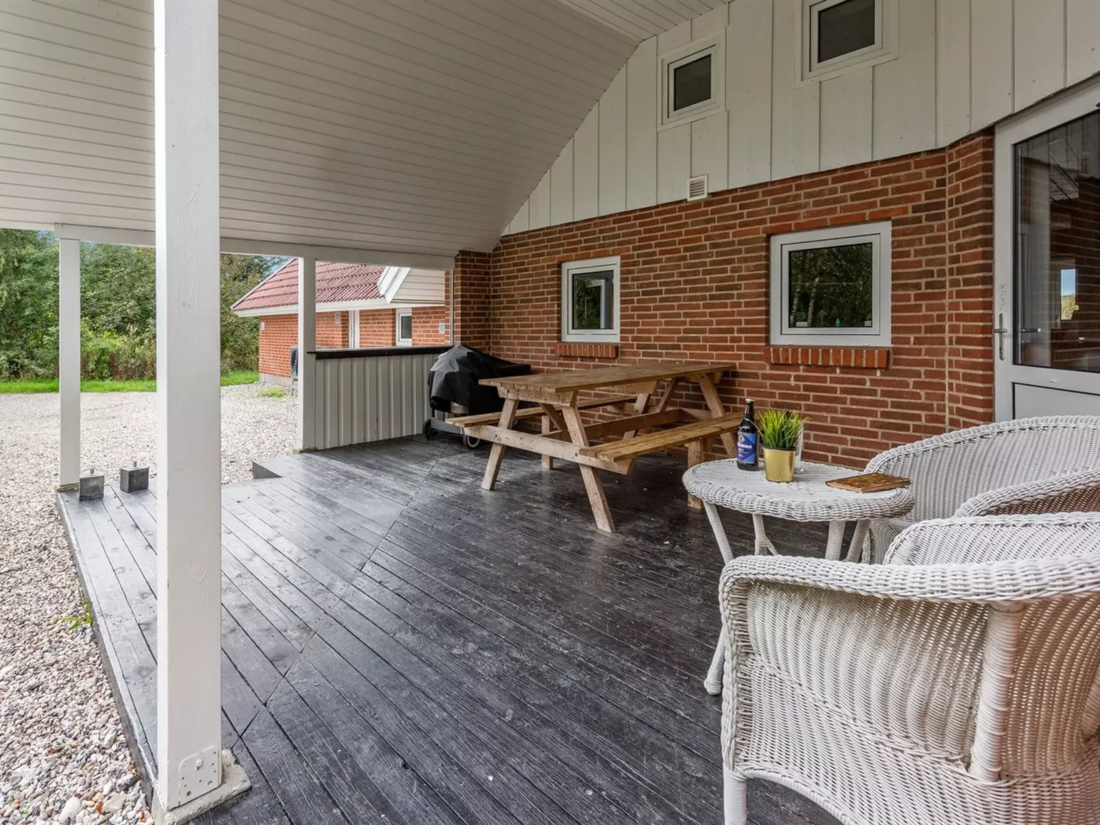 "Sylvi" - 1.7km from the sea-Buiten