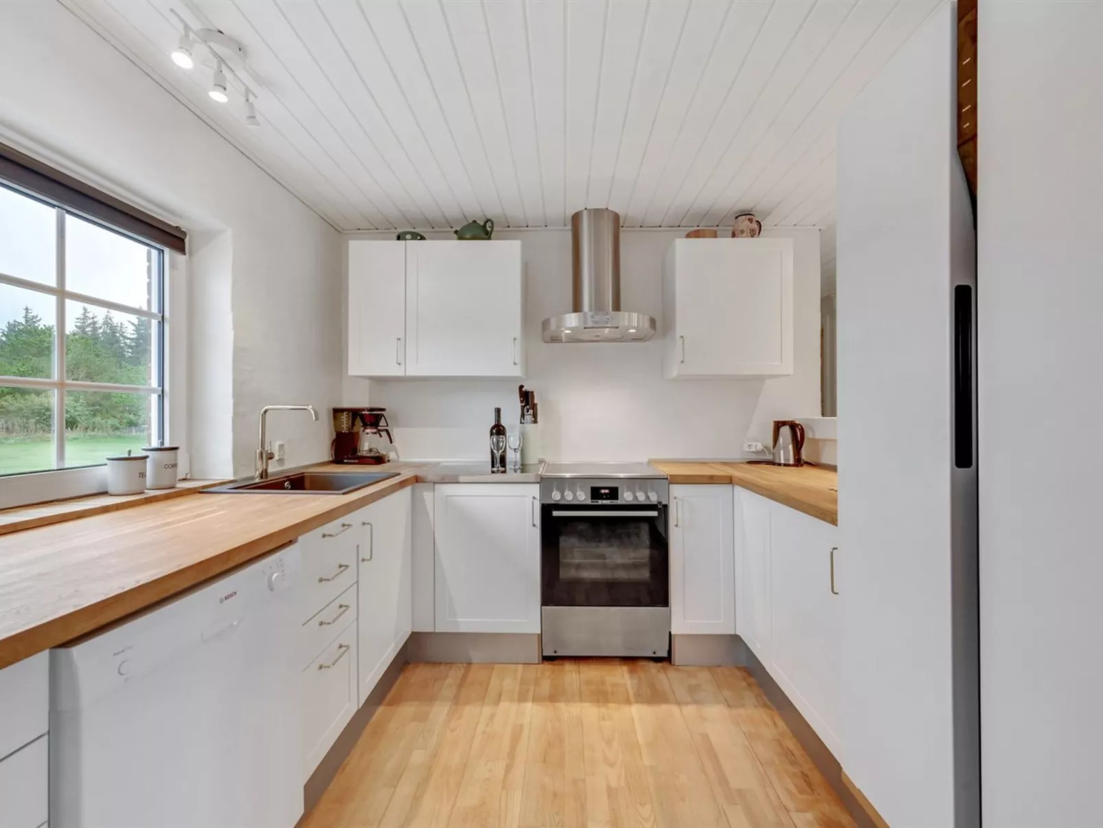 "Aane" - 1.8km from the sea-Binnen