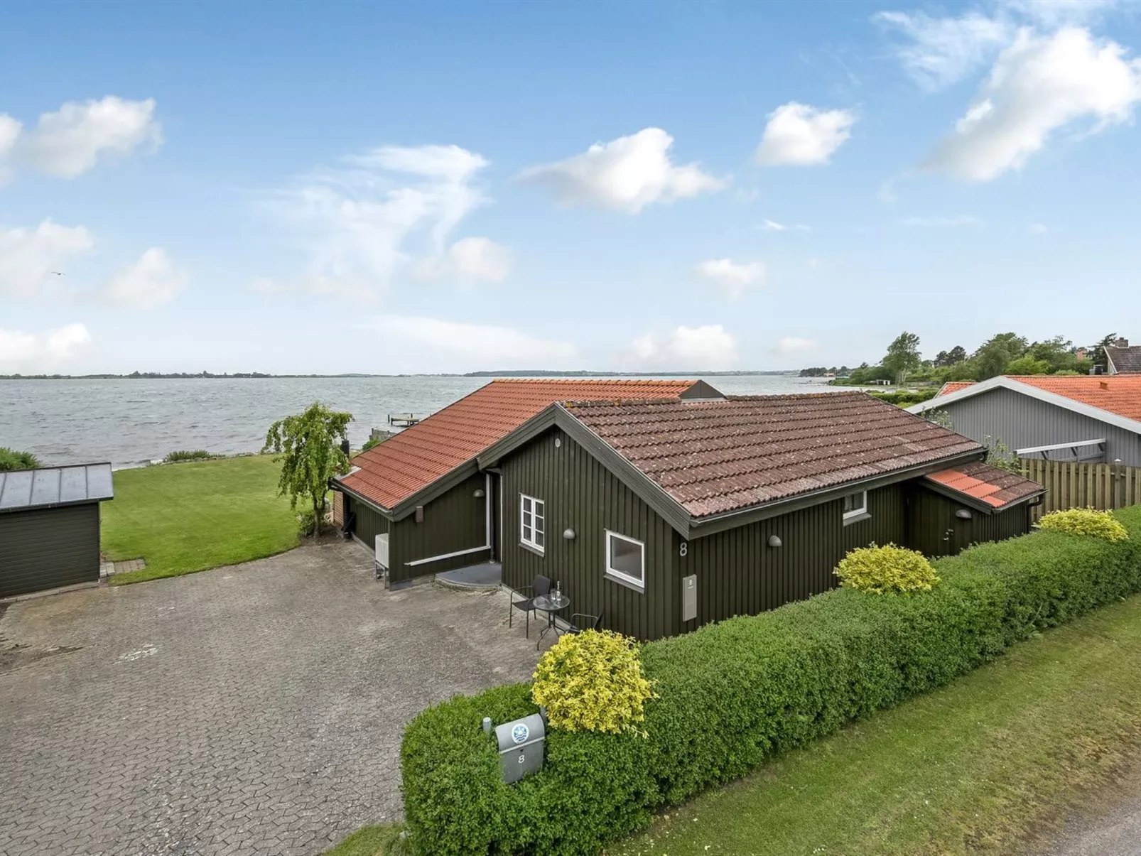 "Tilia" - 15m from the sea-Buiten