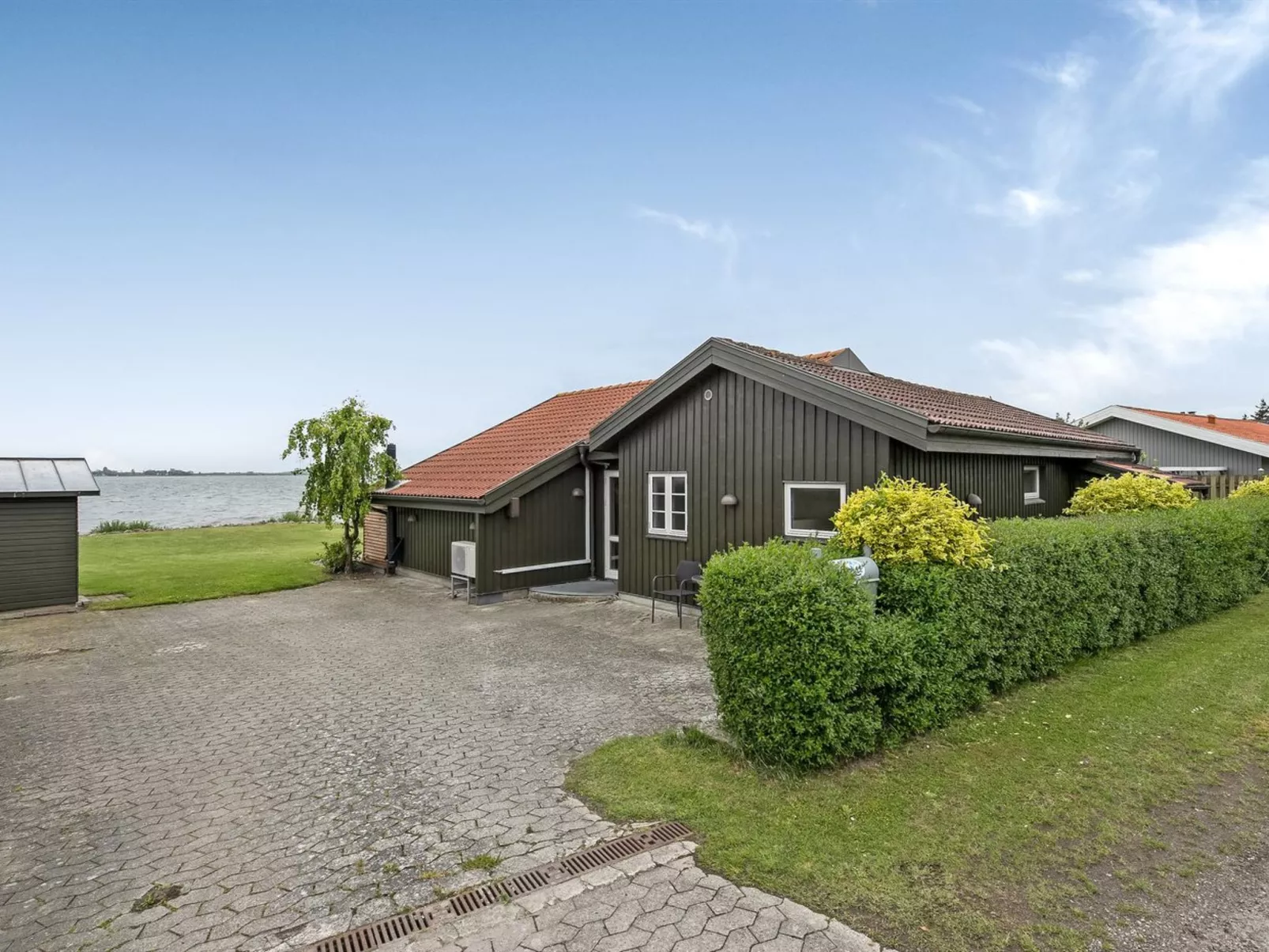 "Tilia" - 15m from the sea-Buiten