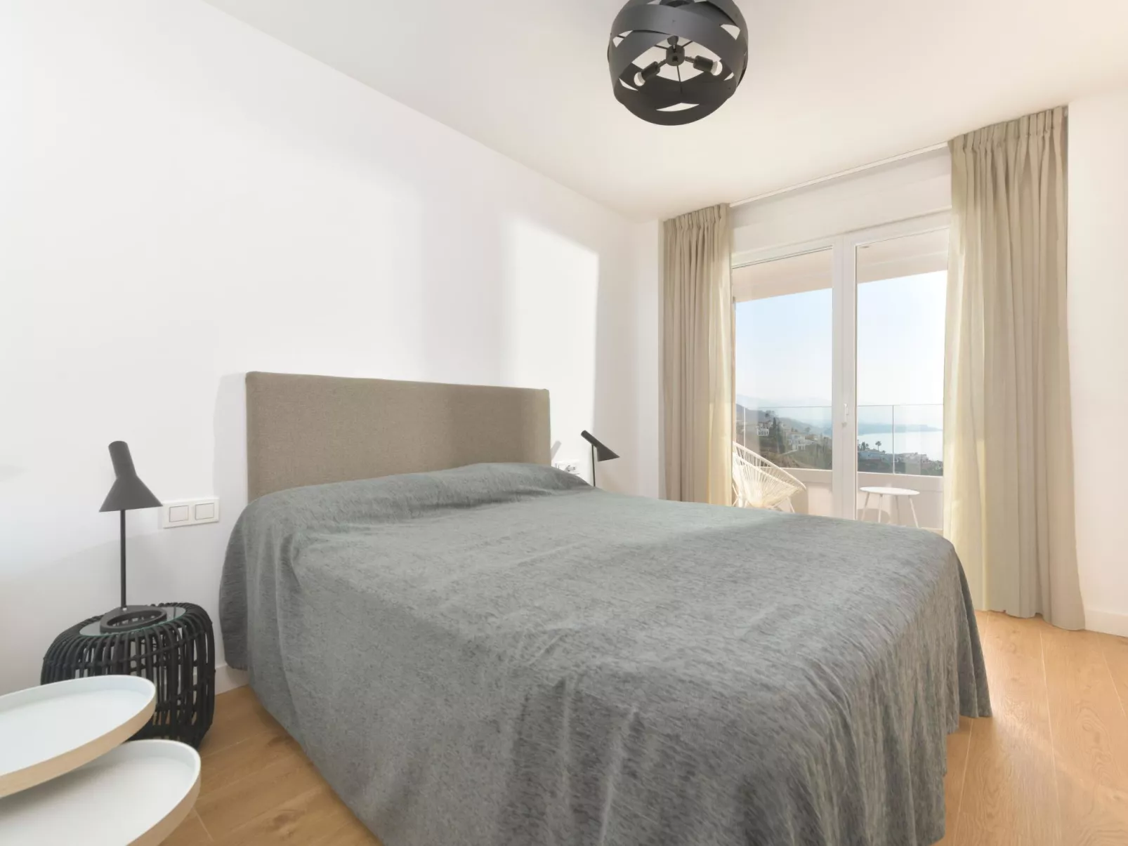 Amazing 2 bedrooms apartment-Binnen