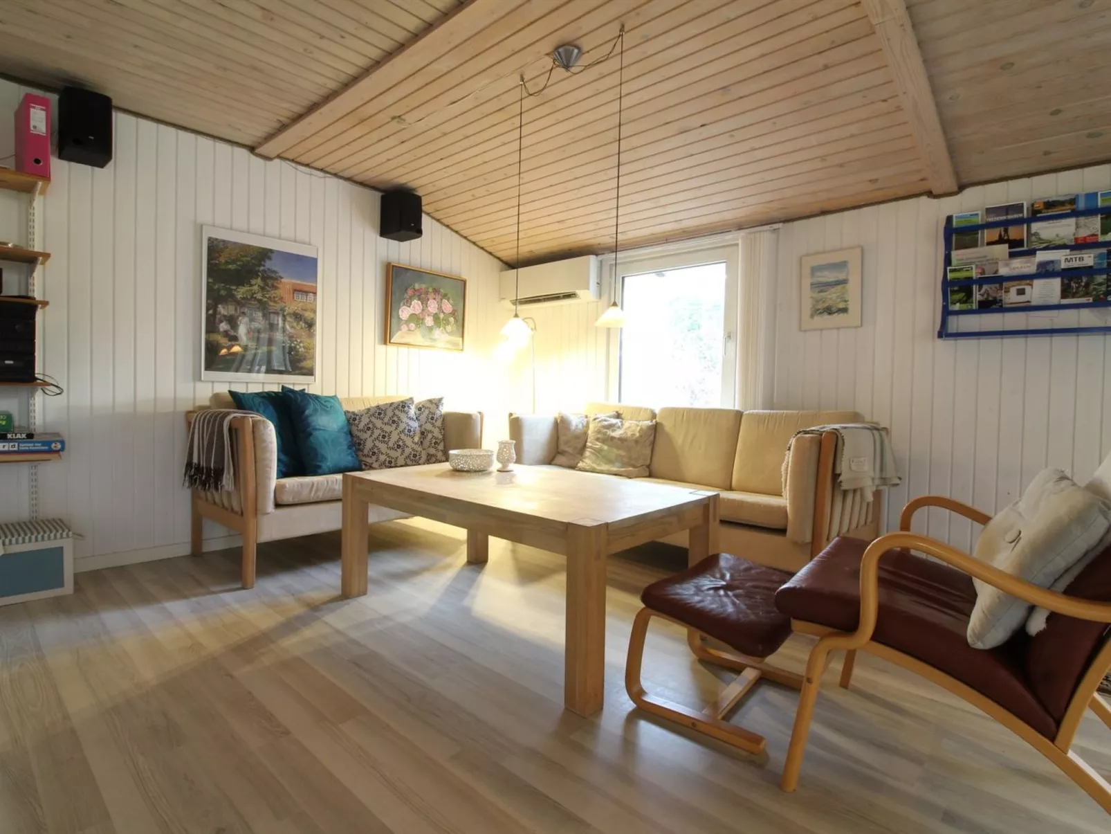 "Arnhild" - 750m from the sea-Binnen