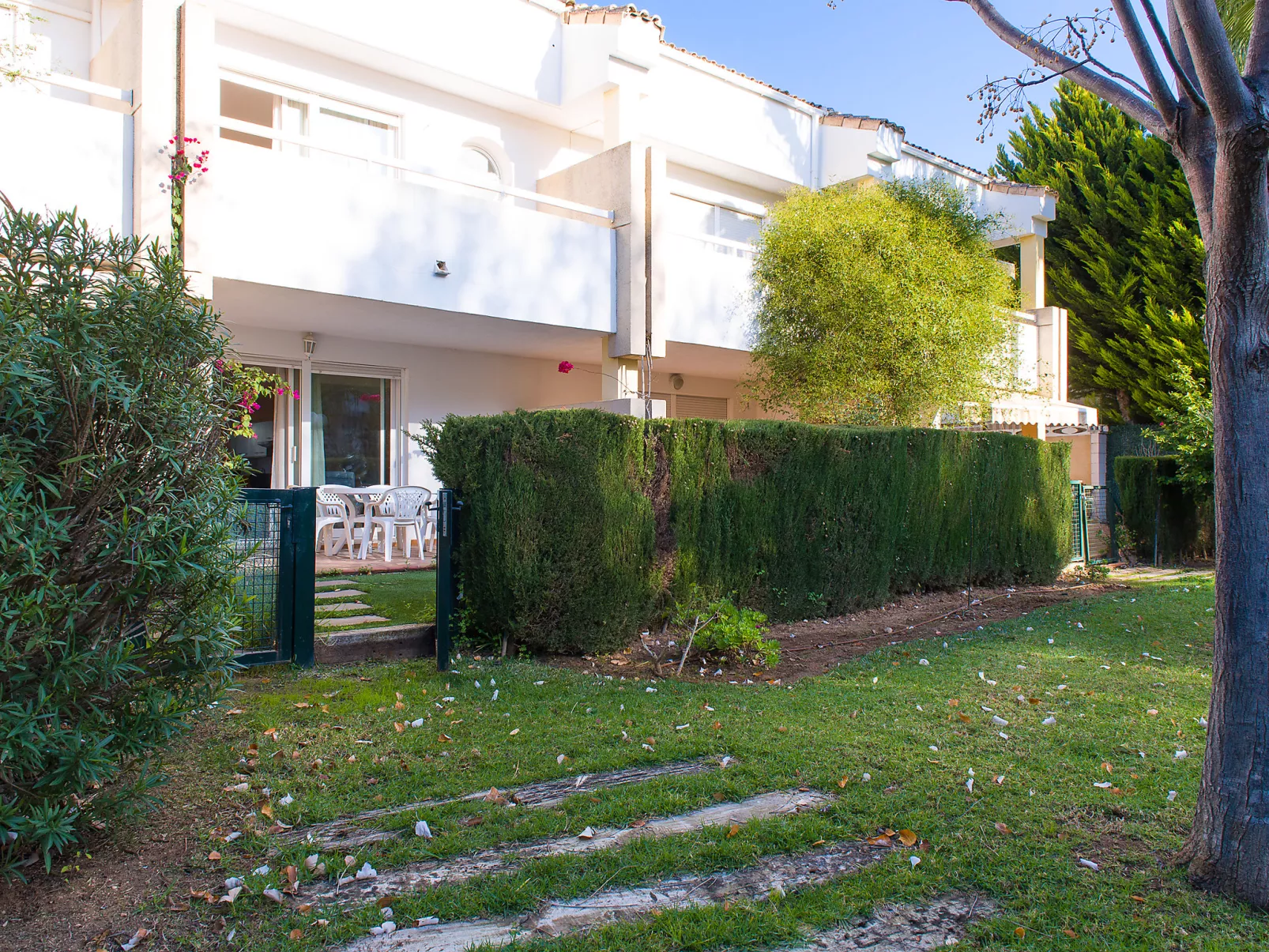 Jardines Del Saladar-Binnen