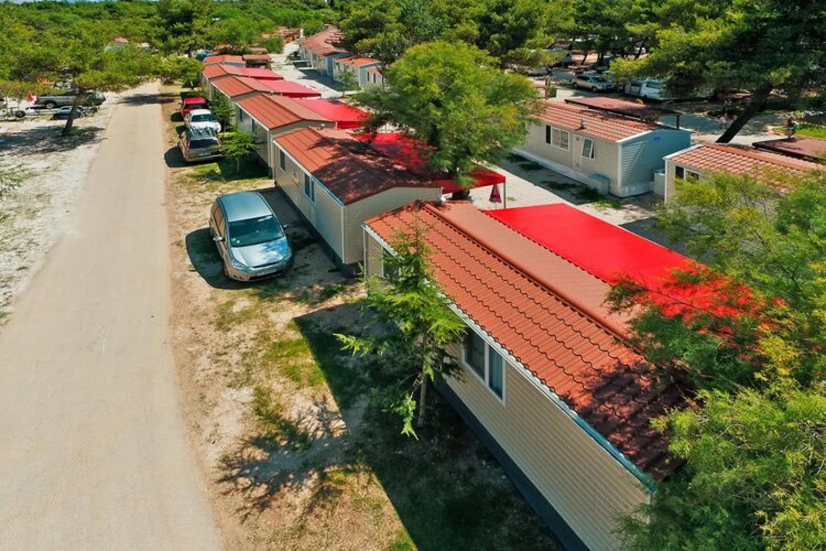 Mobile Homes im Amadria Park Sibenik - MH 4&2 - ca32qm - 6 Pers-Tuinen zomer