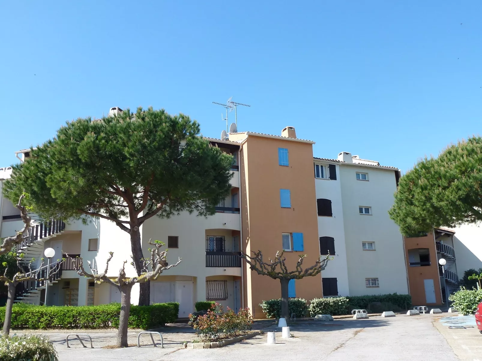 Camargue Village-Buiten