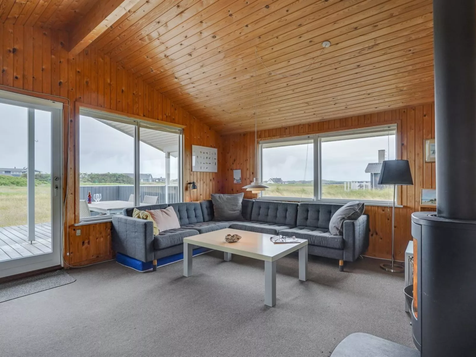 "Svea" - 400m from the sea-Binnen