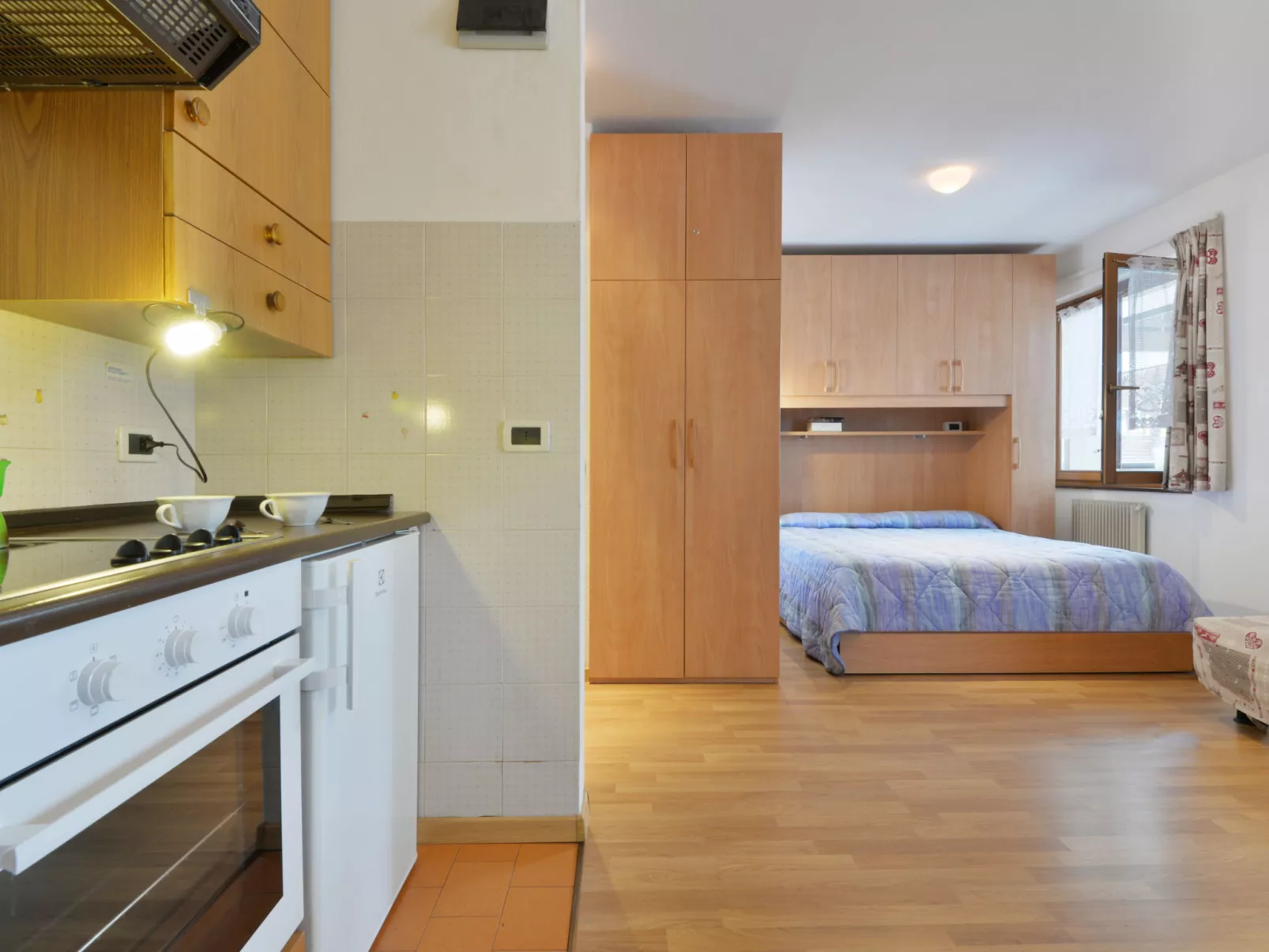Apt 14-Binnen