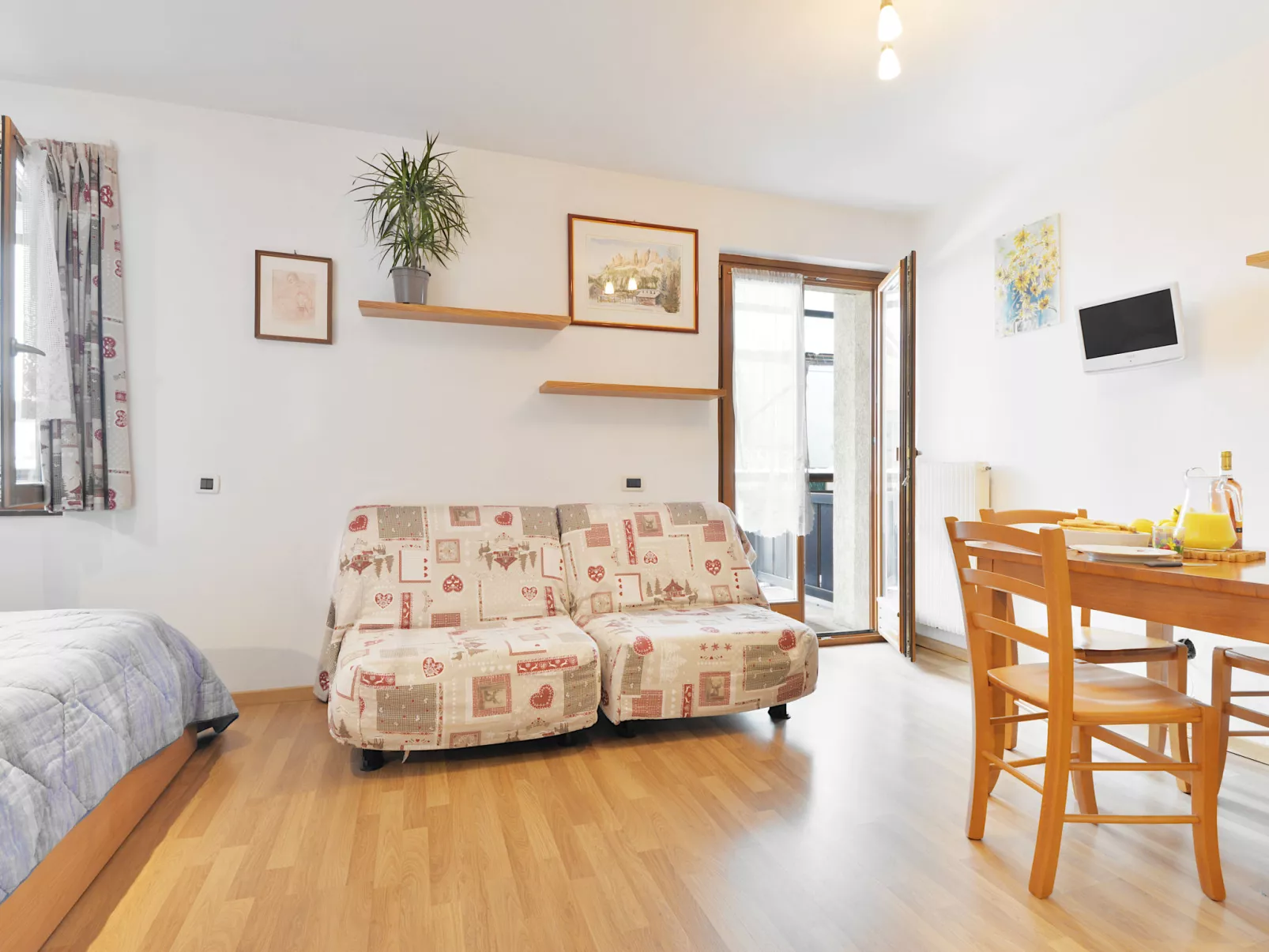 Apt 14-Binnen