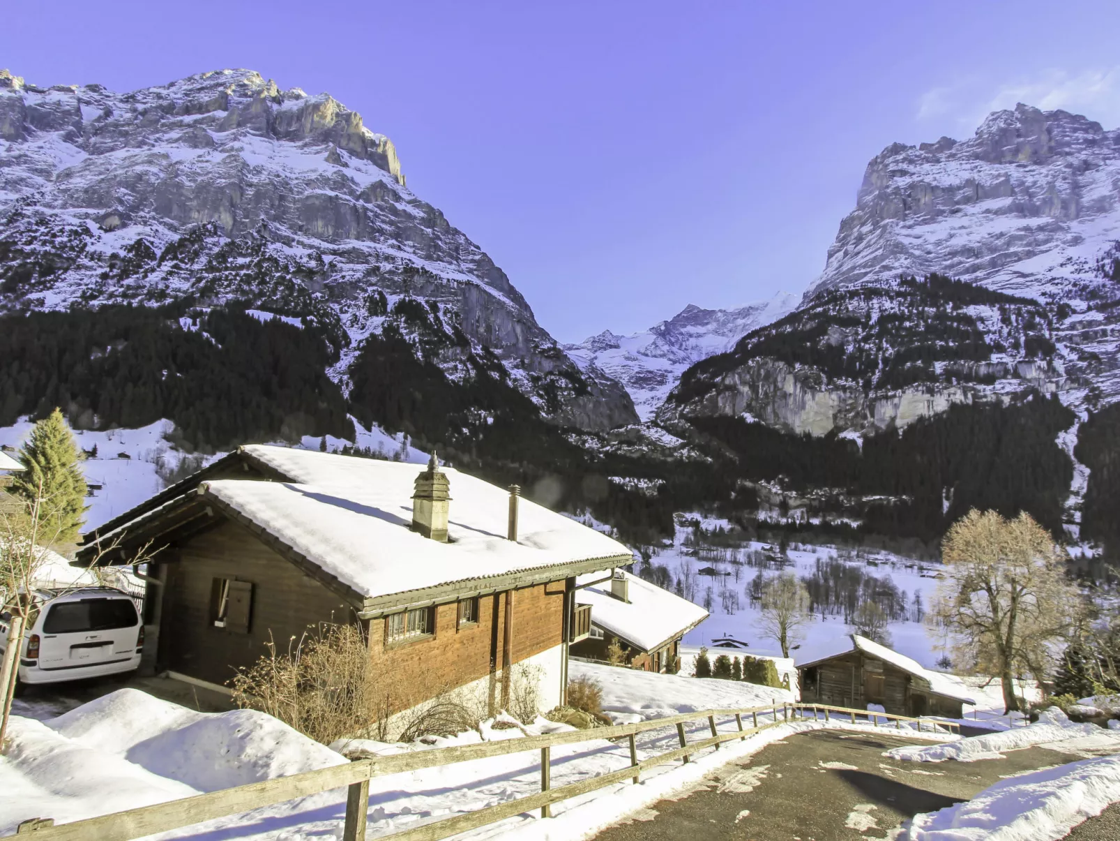 Chalet Almisräba-Buiten