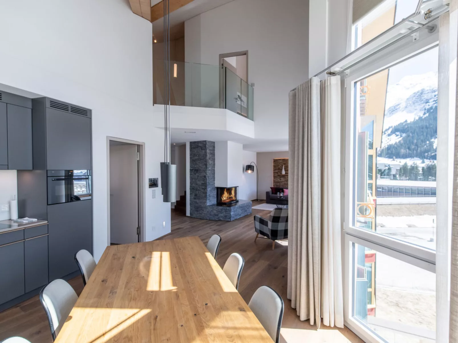 Andermatt Alpine Apartments-Binnen