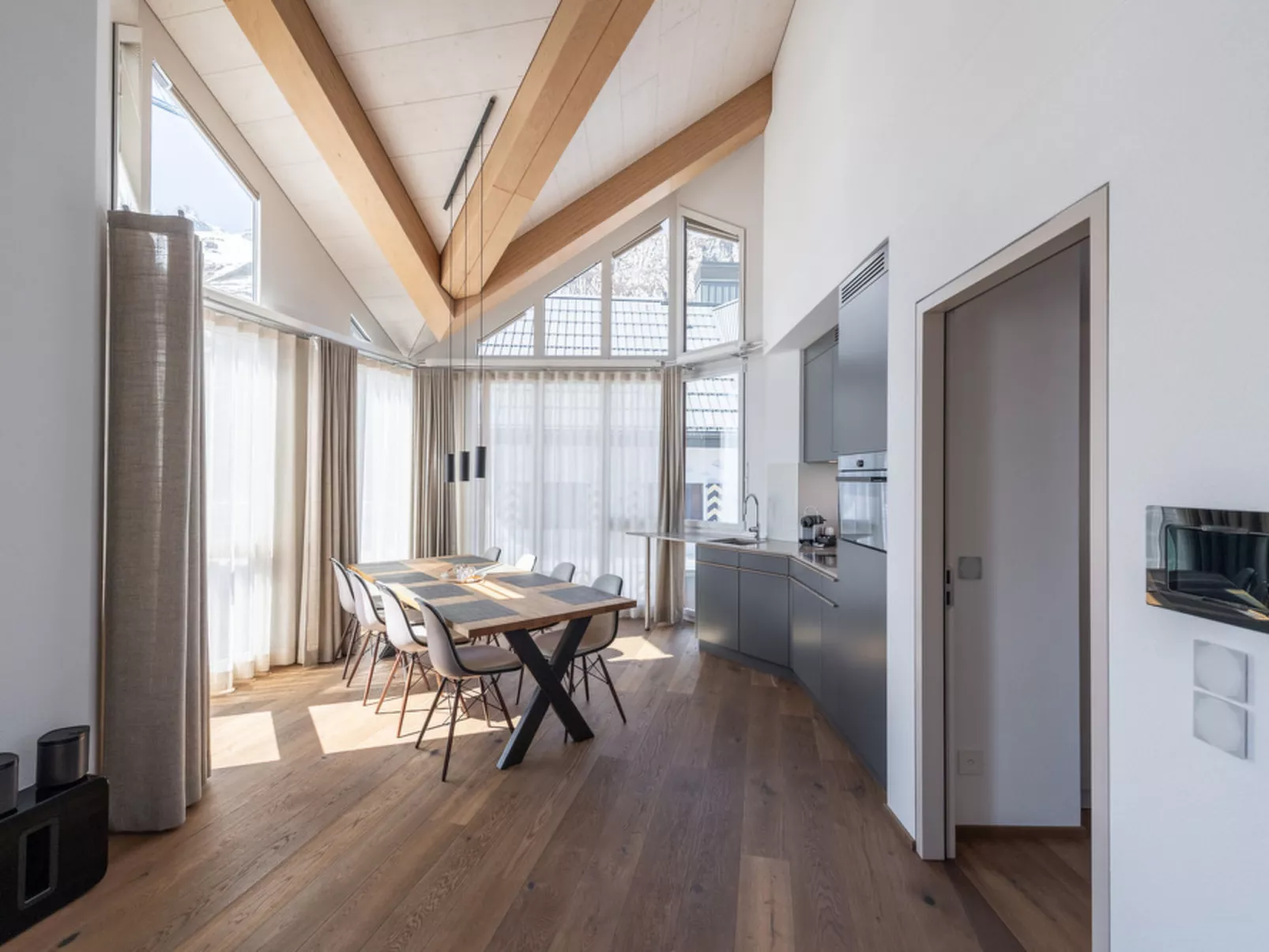 Andermatt Alpine Apartments-Binnen