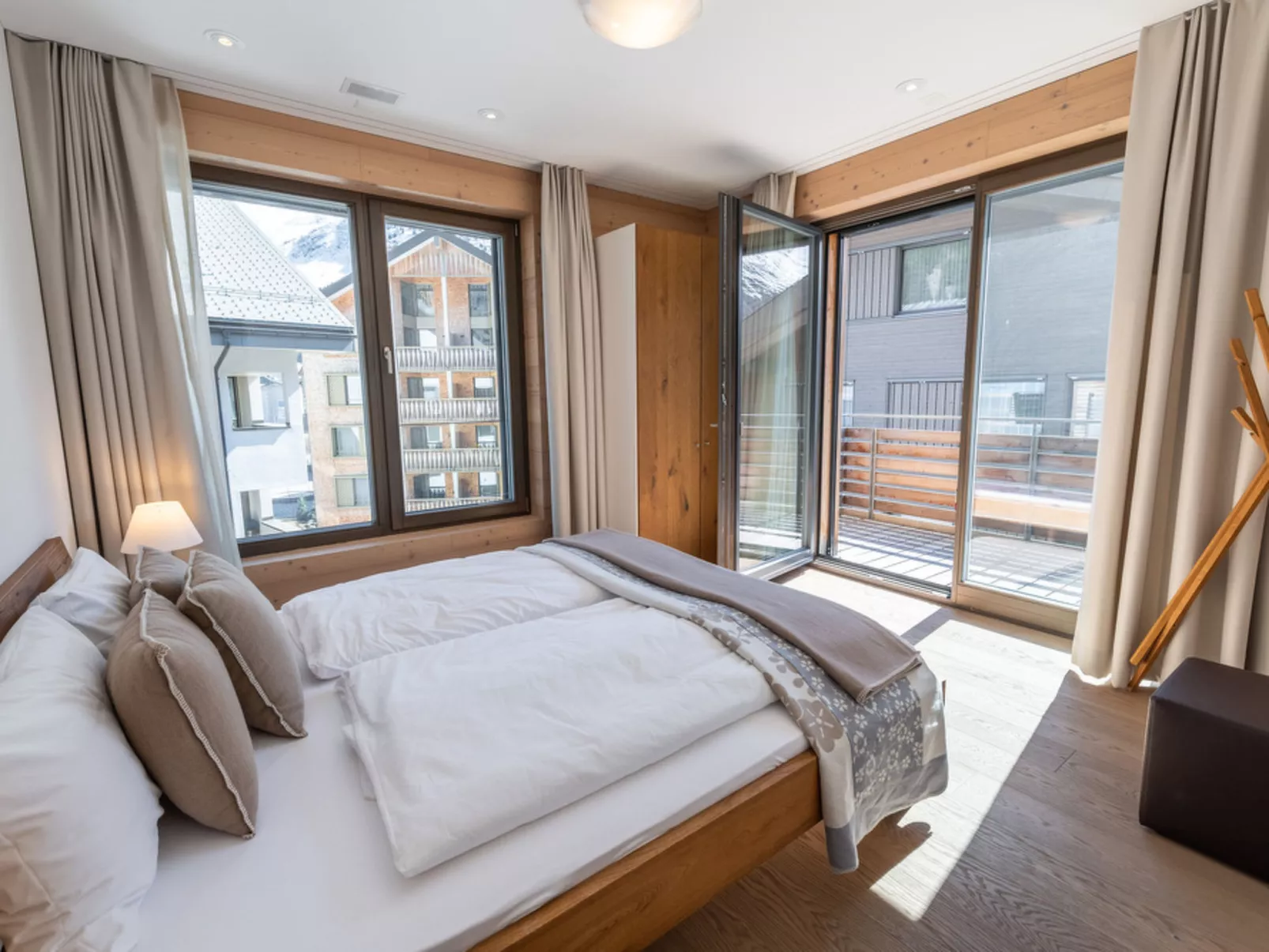 Andermatt Alpine Apartments-Binnen