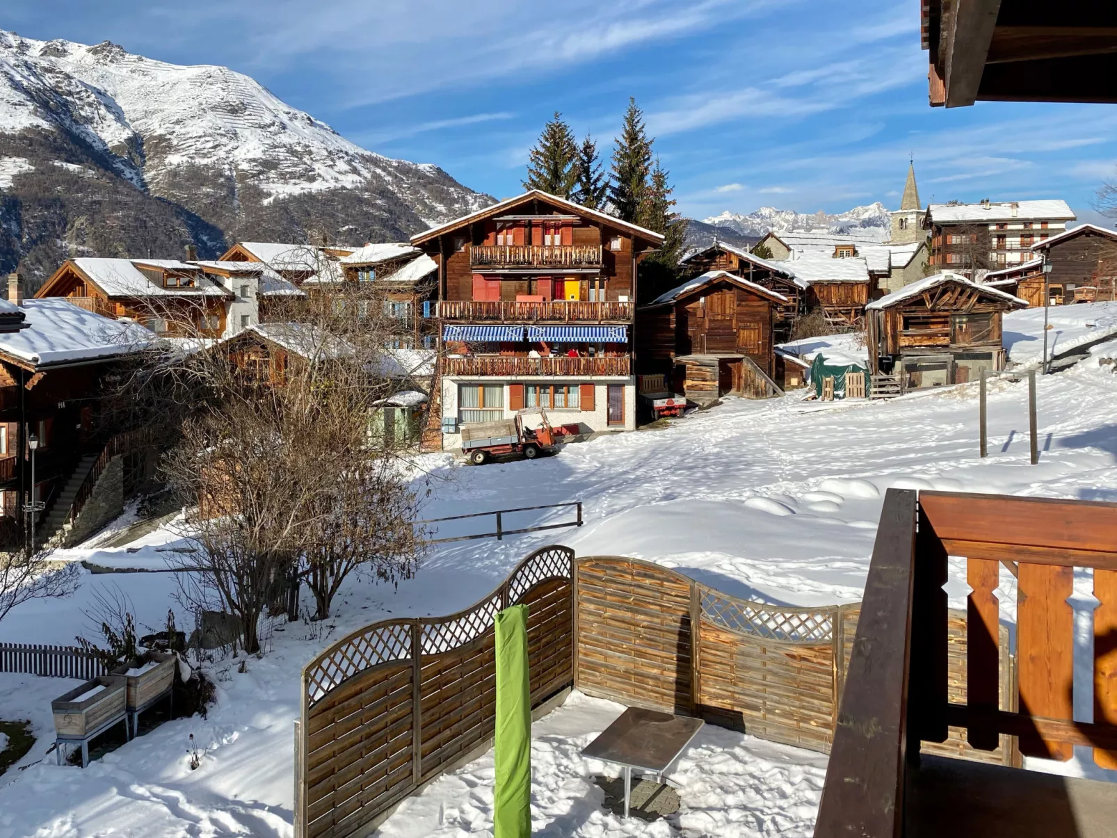 Chalet Jungtalblick Eggeri-Buiten