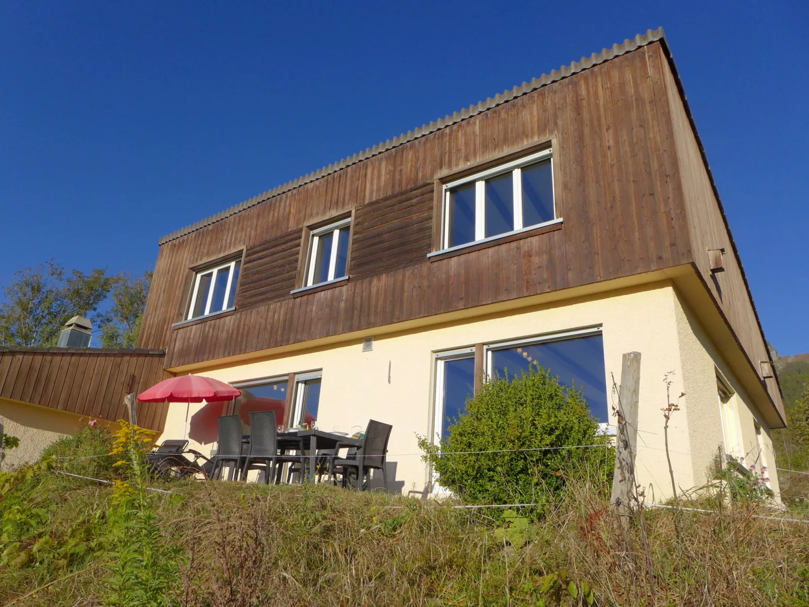 Maison Le Fontany-Buiten