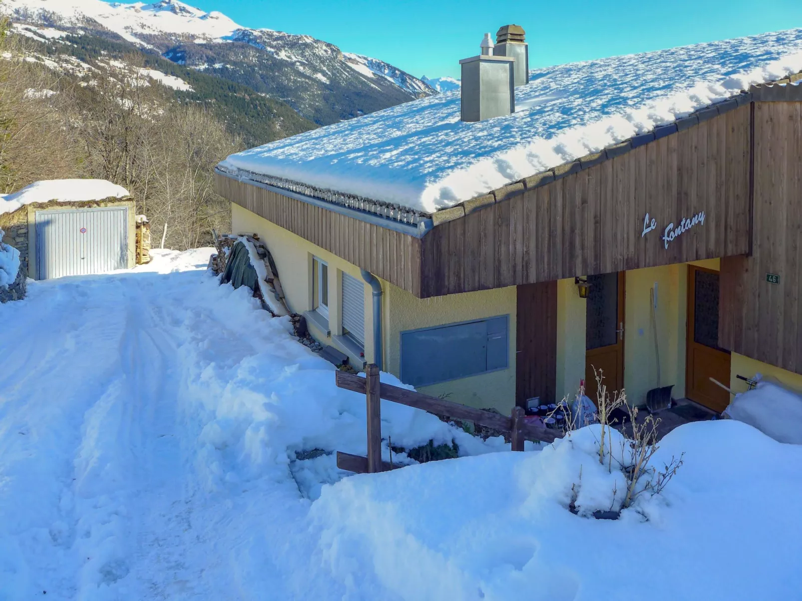 Maison Le Fontany-Buiten