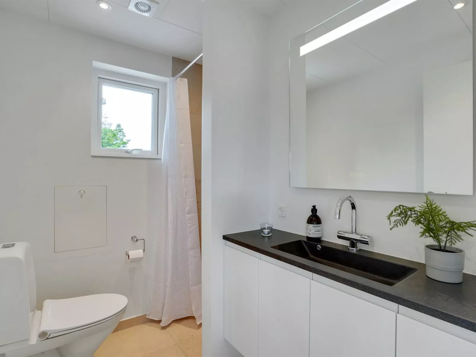 "Resi" - 400m from the sea-Binnen