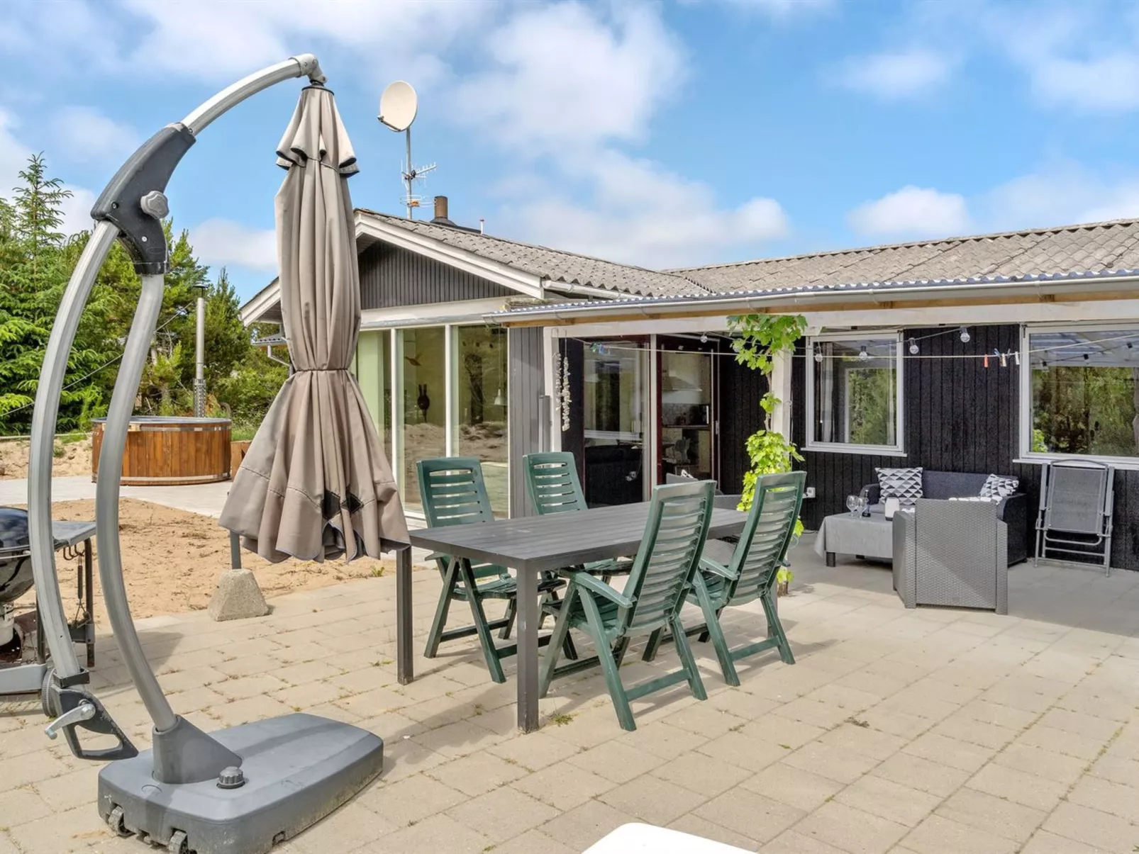 "Resi" - 400m from the sea-Binnen