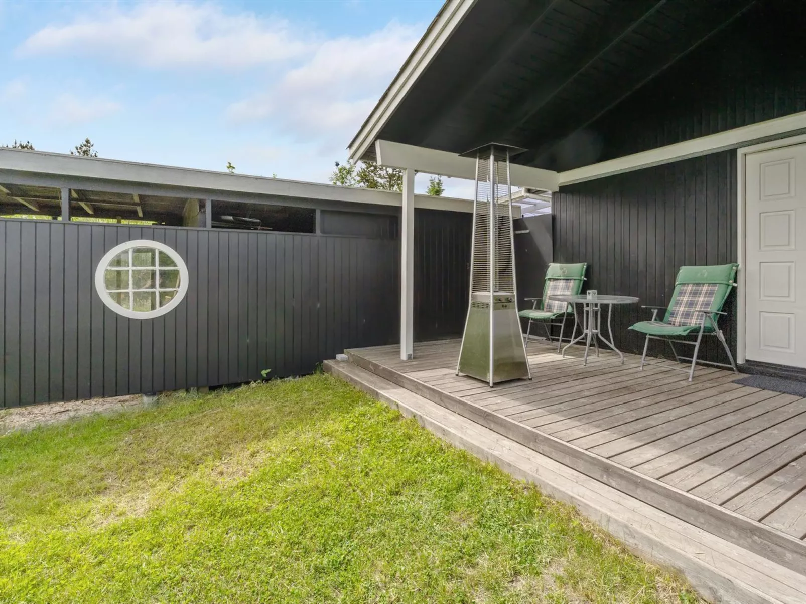 "Resi" - 400m from the sea-Buiten